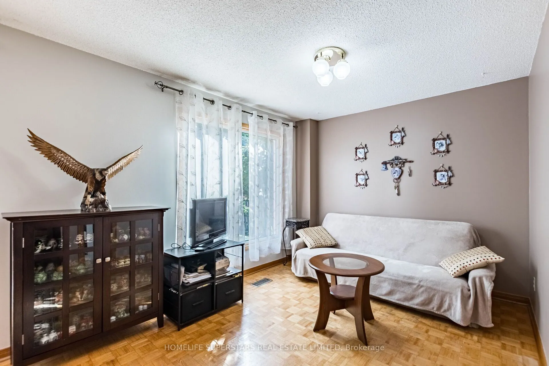 3995 Chicory Court