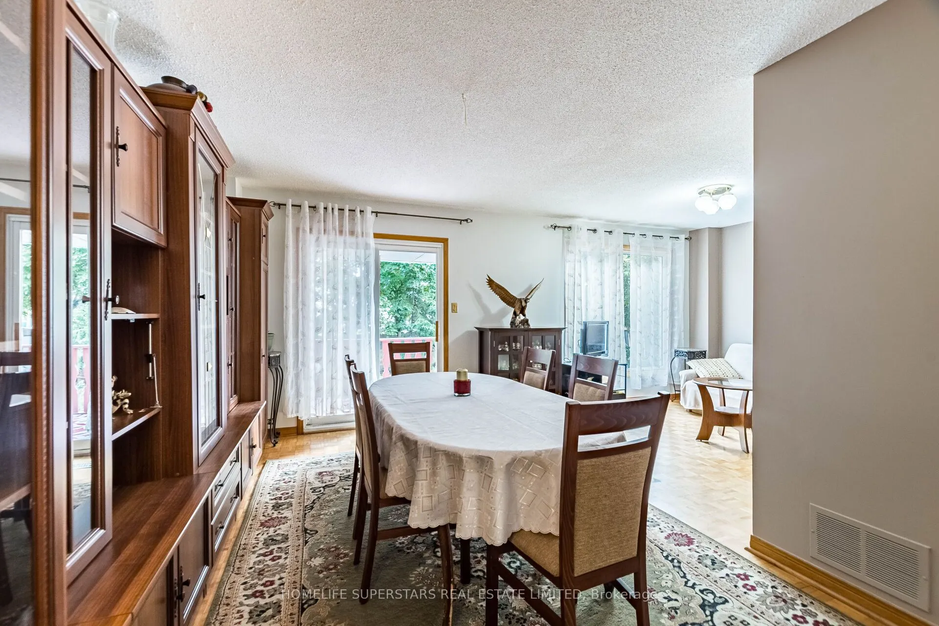 3995 Chicory Court