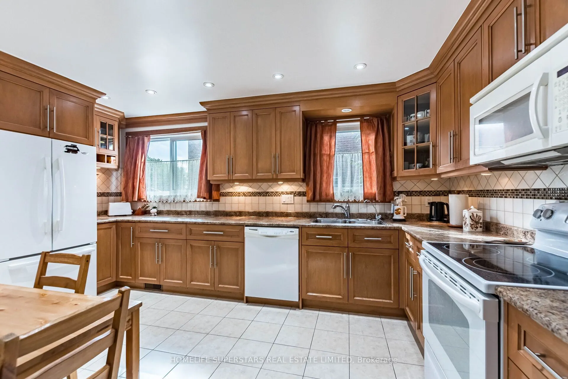 3995 Chicory Court
