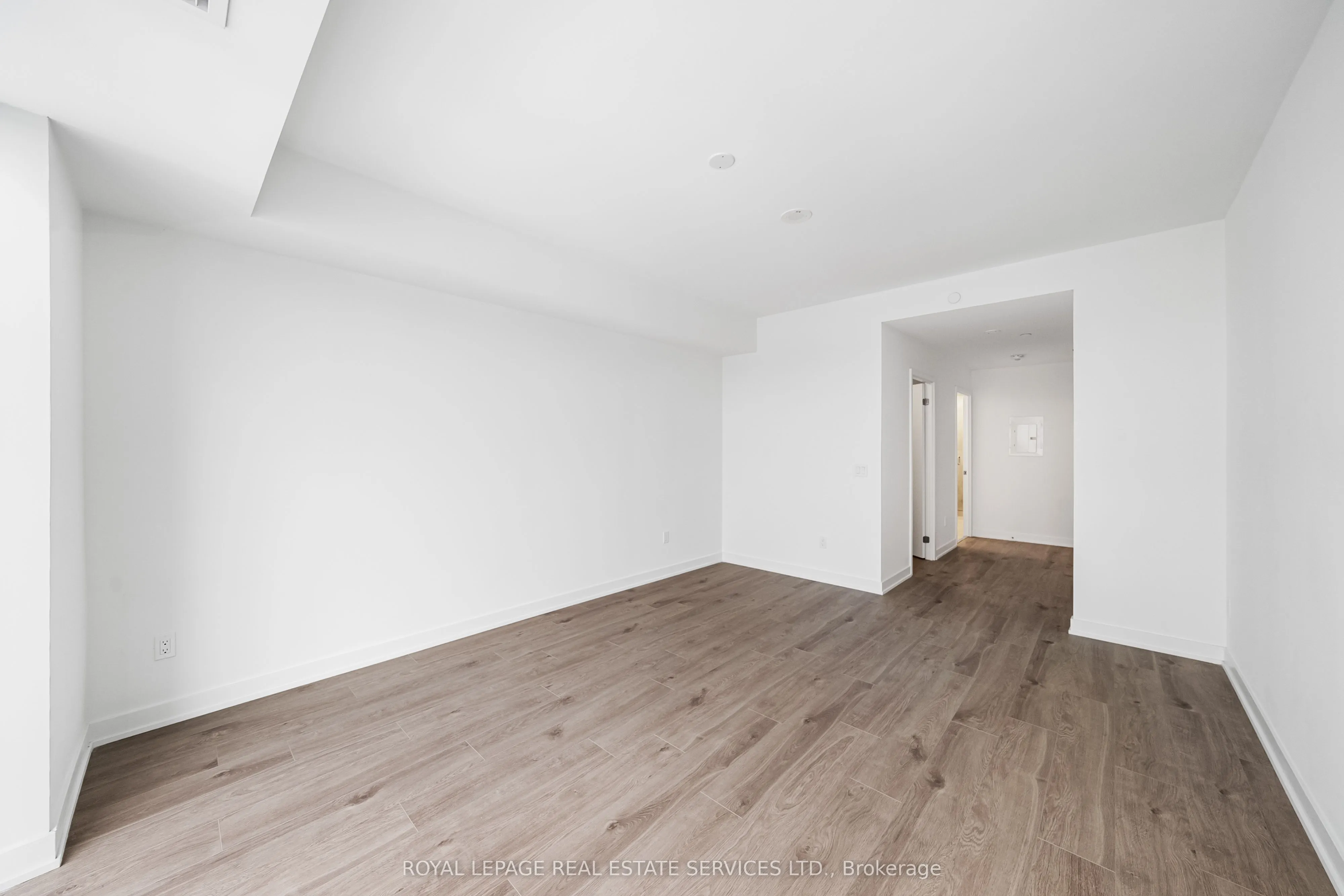 1035 Southdown Road, #1411