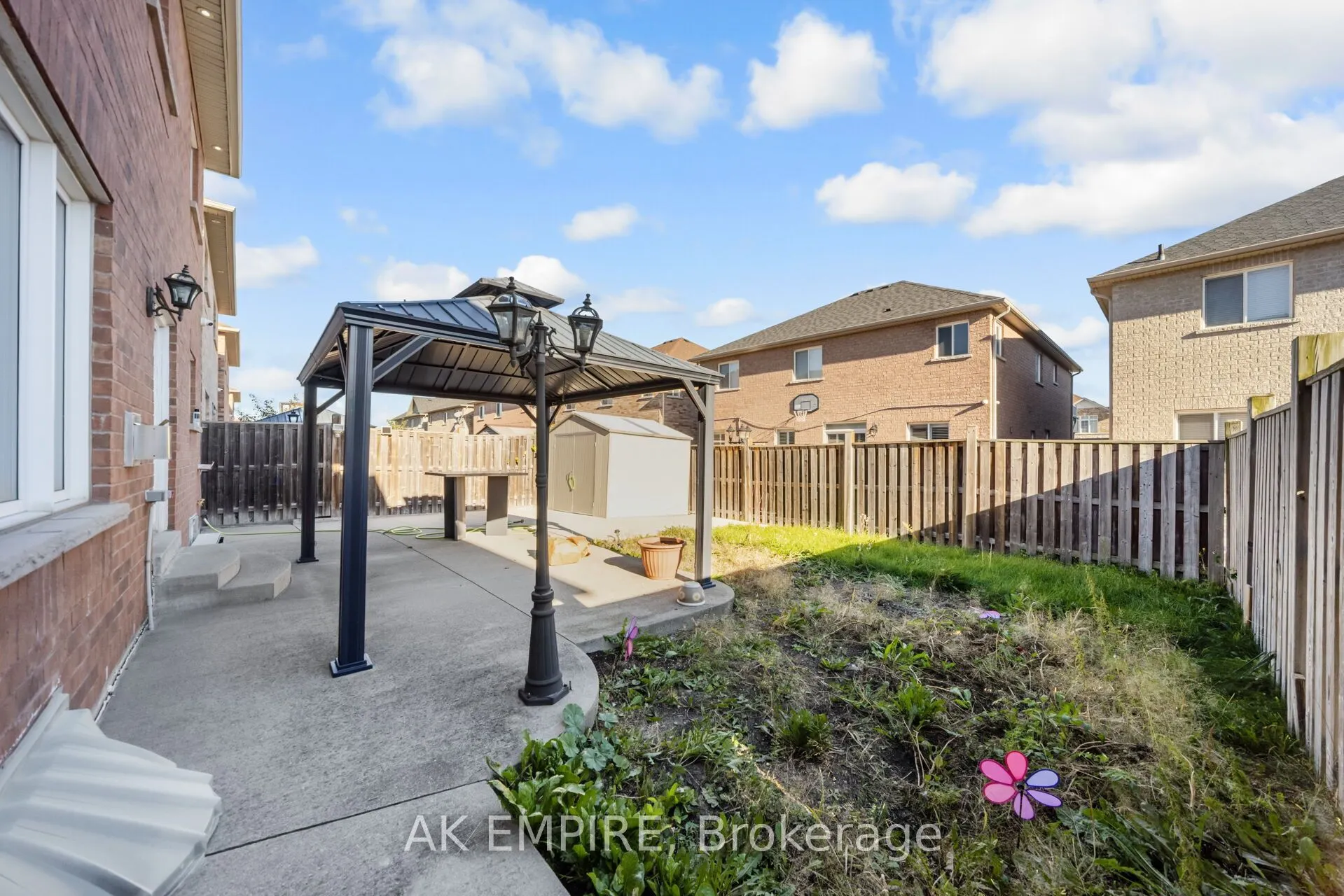 23 Mellowood Avenue