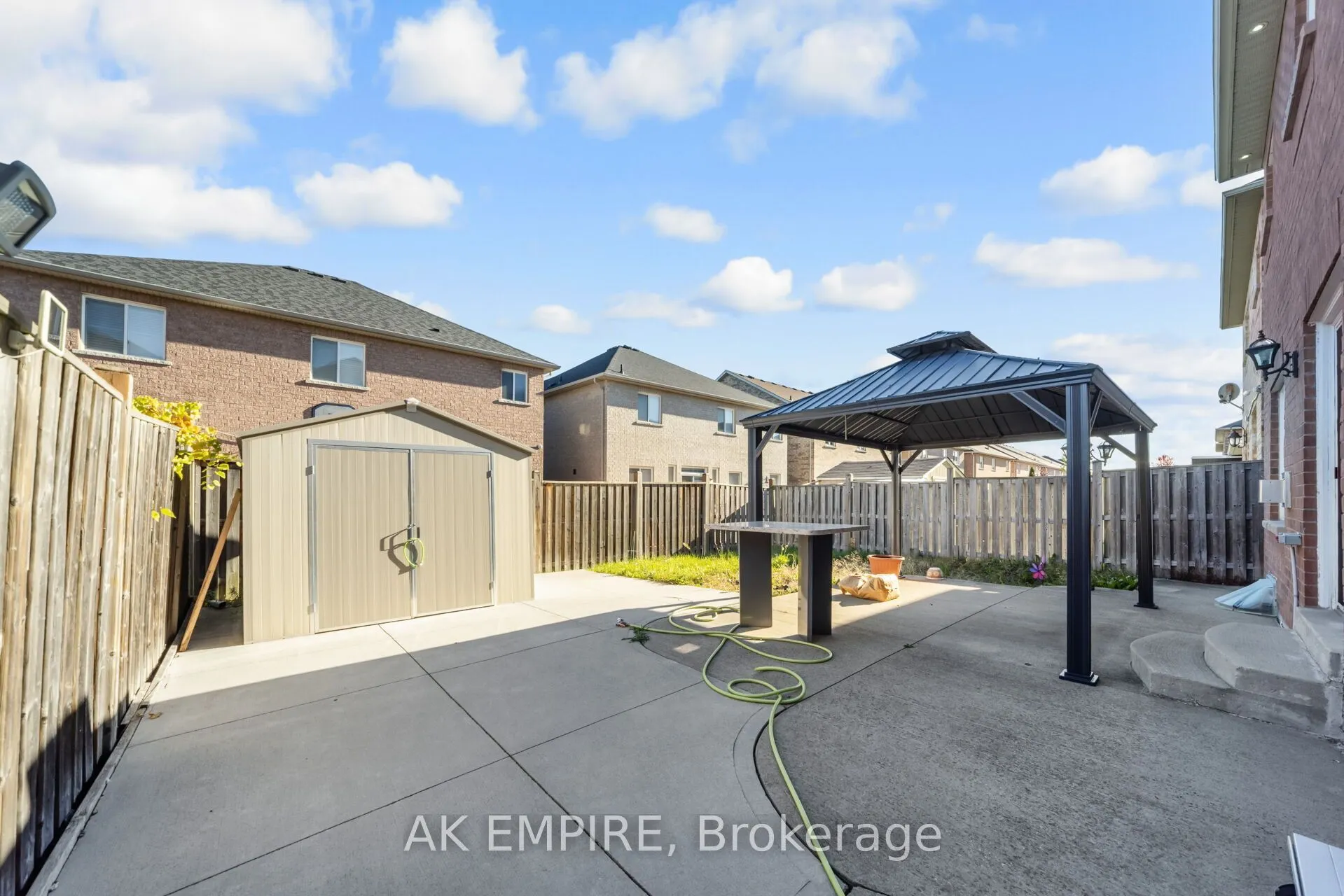 23 Mellowood Avenue