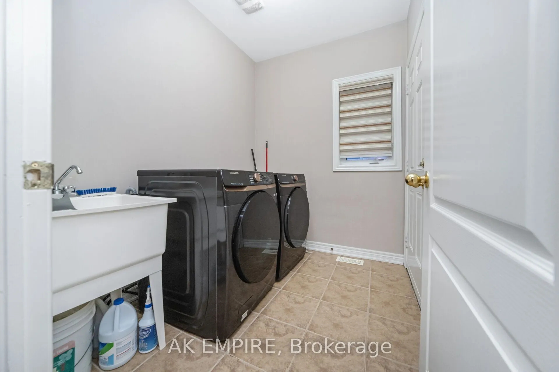 23 Mellowood Avenue