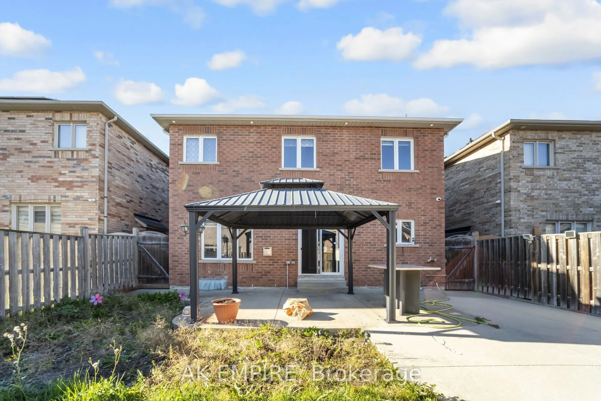 23 Mellowood Avenue