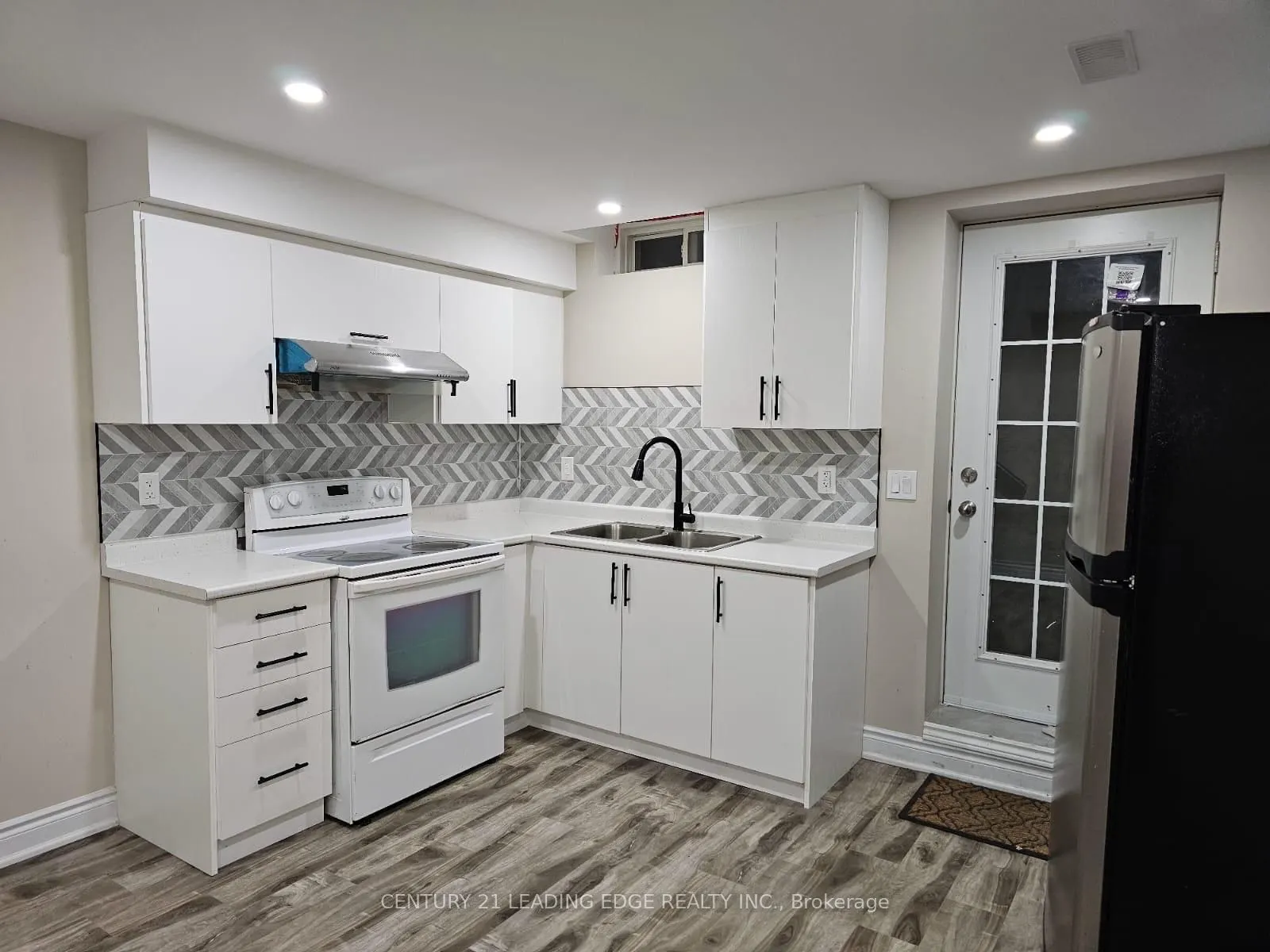 71 Jessop Drive