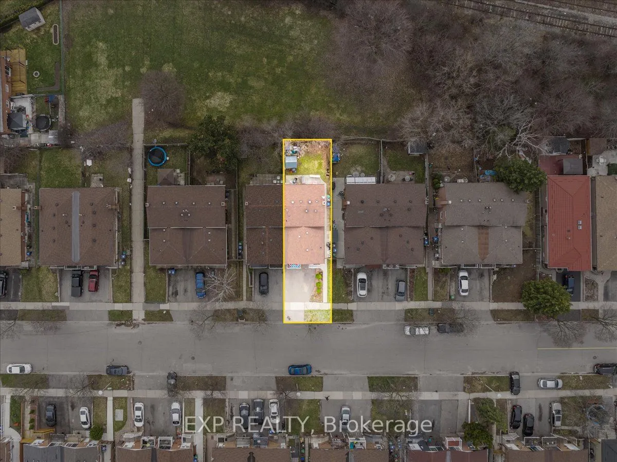 135 Mill Street N