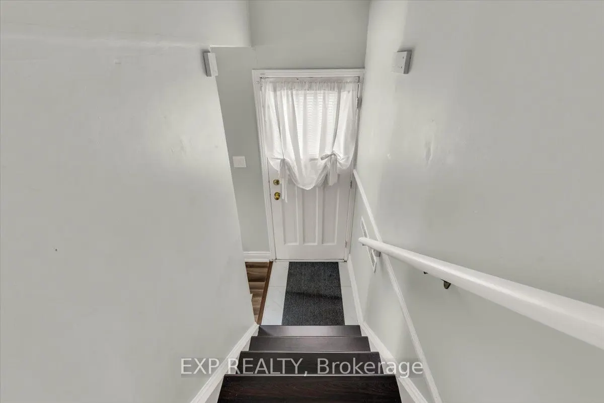 135 Mill Street N