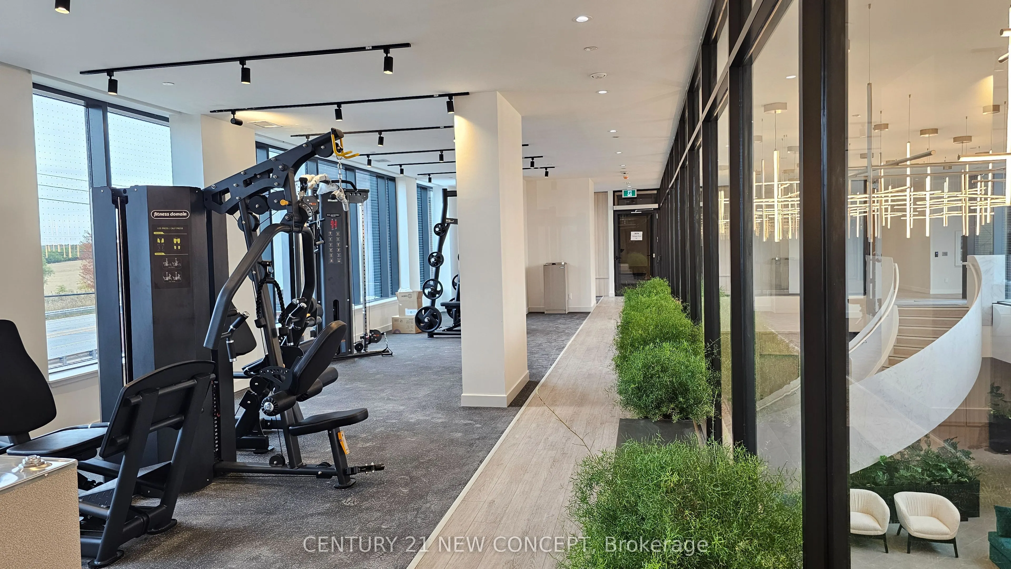 3071 Trafalgar Road, #401