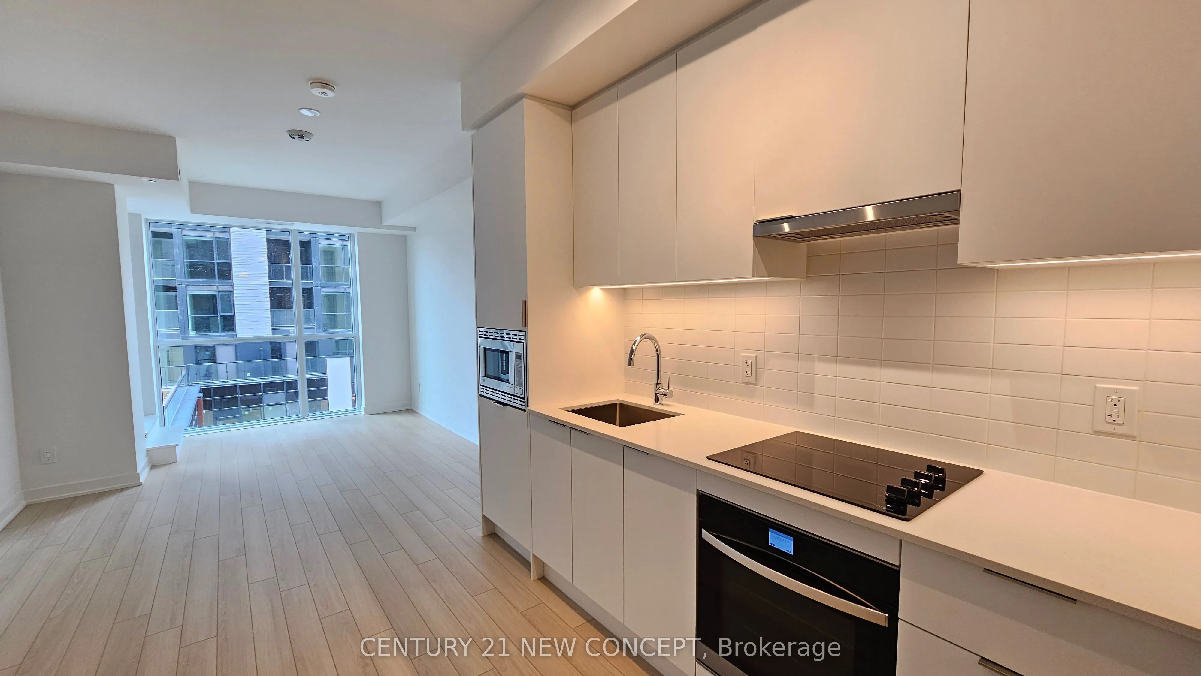 3071 Trafalgar Road, #401