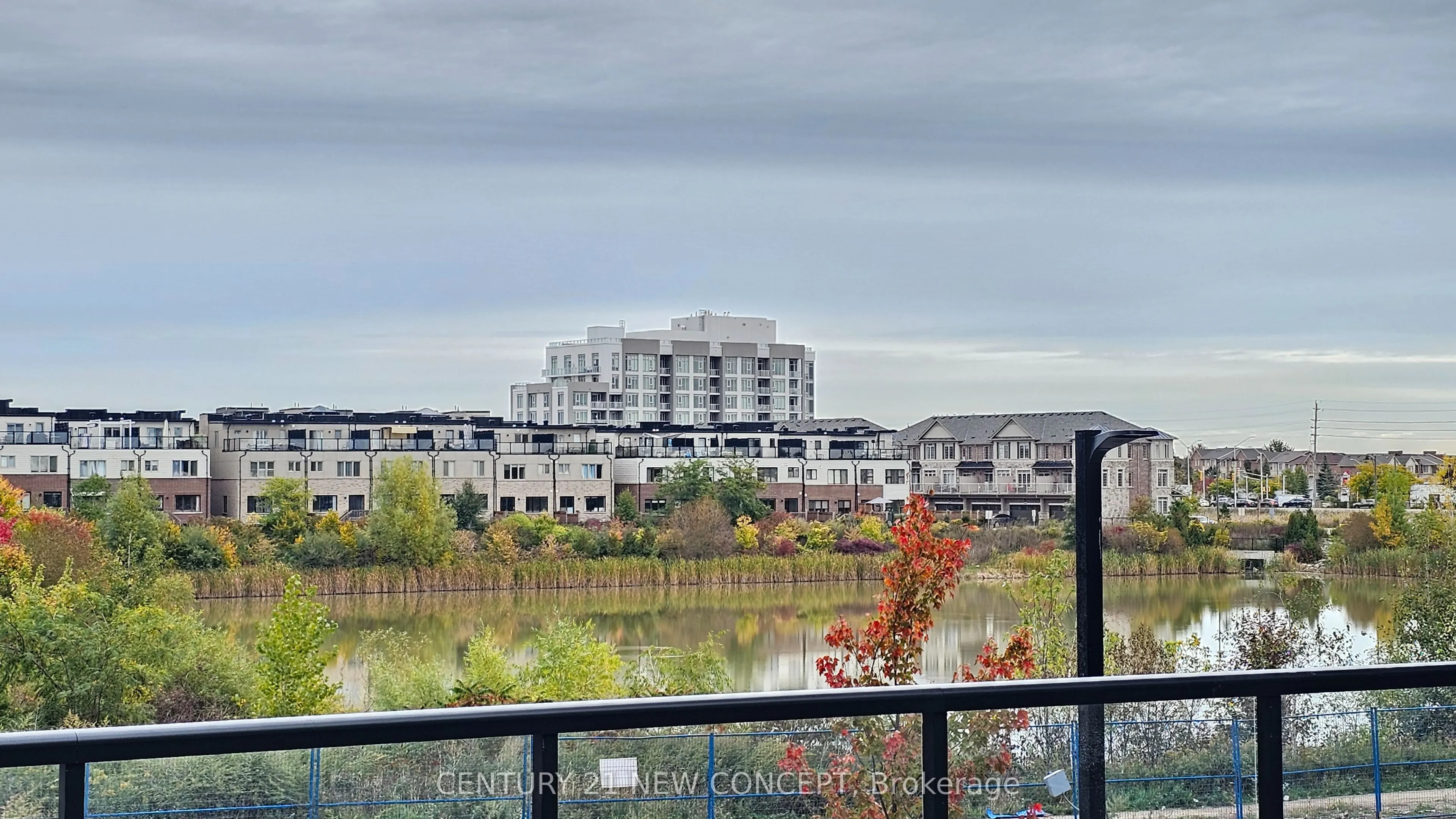 3071 Trafalgar Road, #401