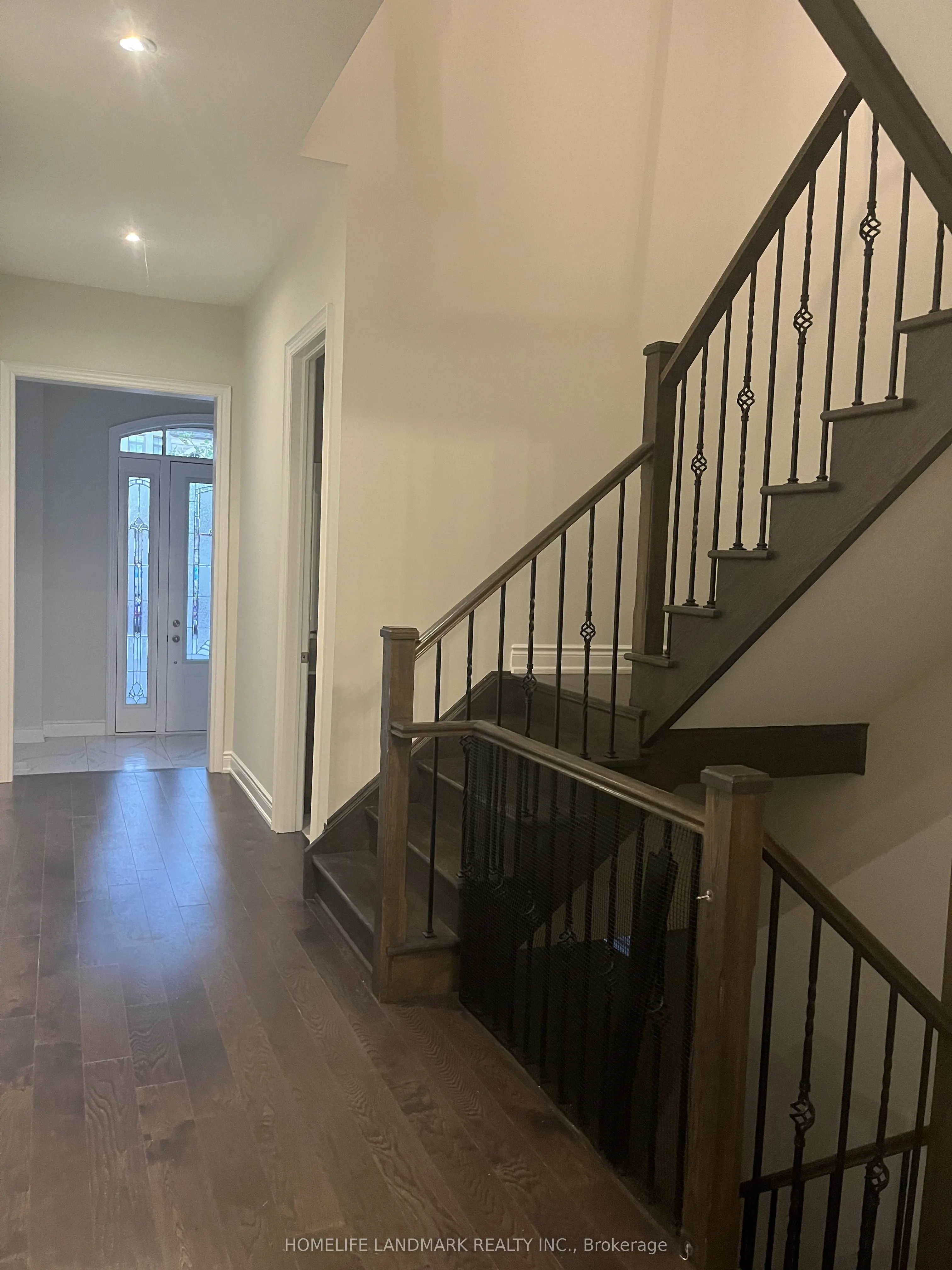 3068 Post Road