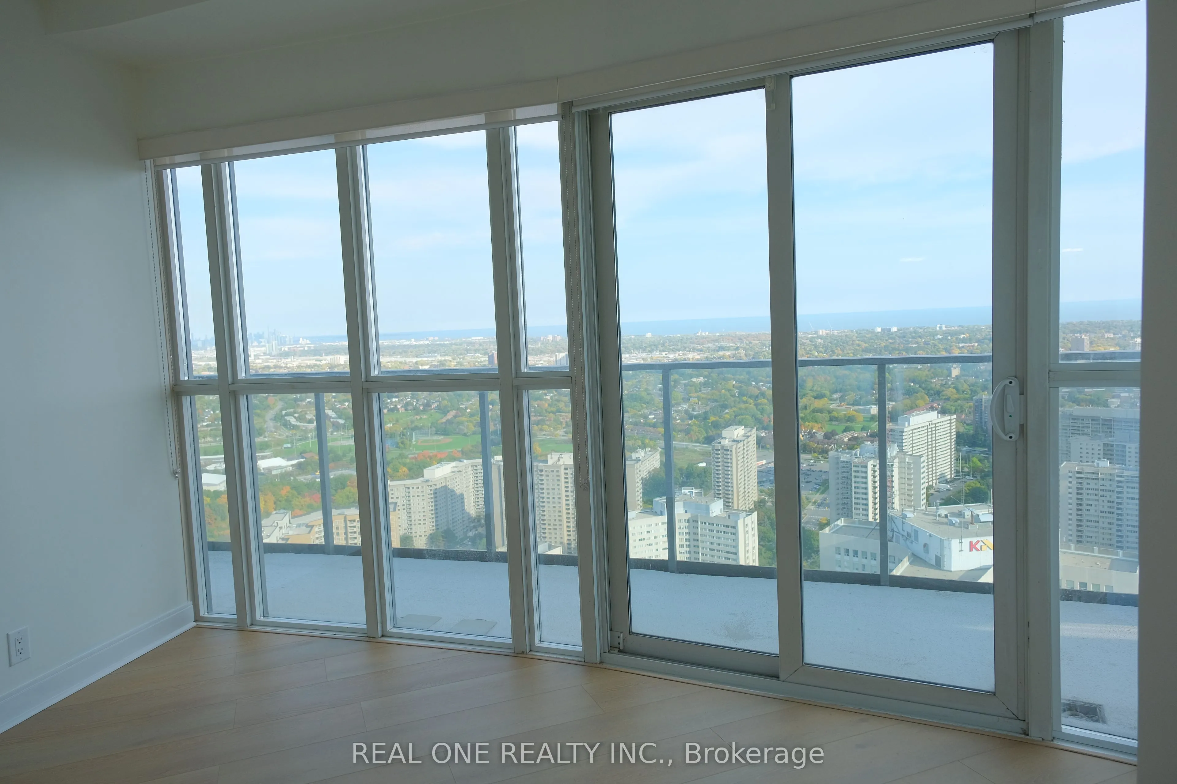 60 Absolute Avenue, #4402