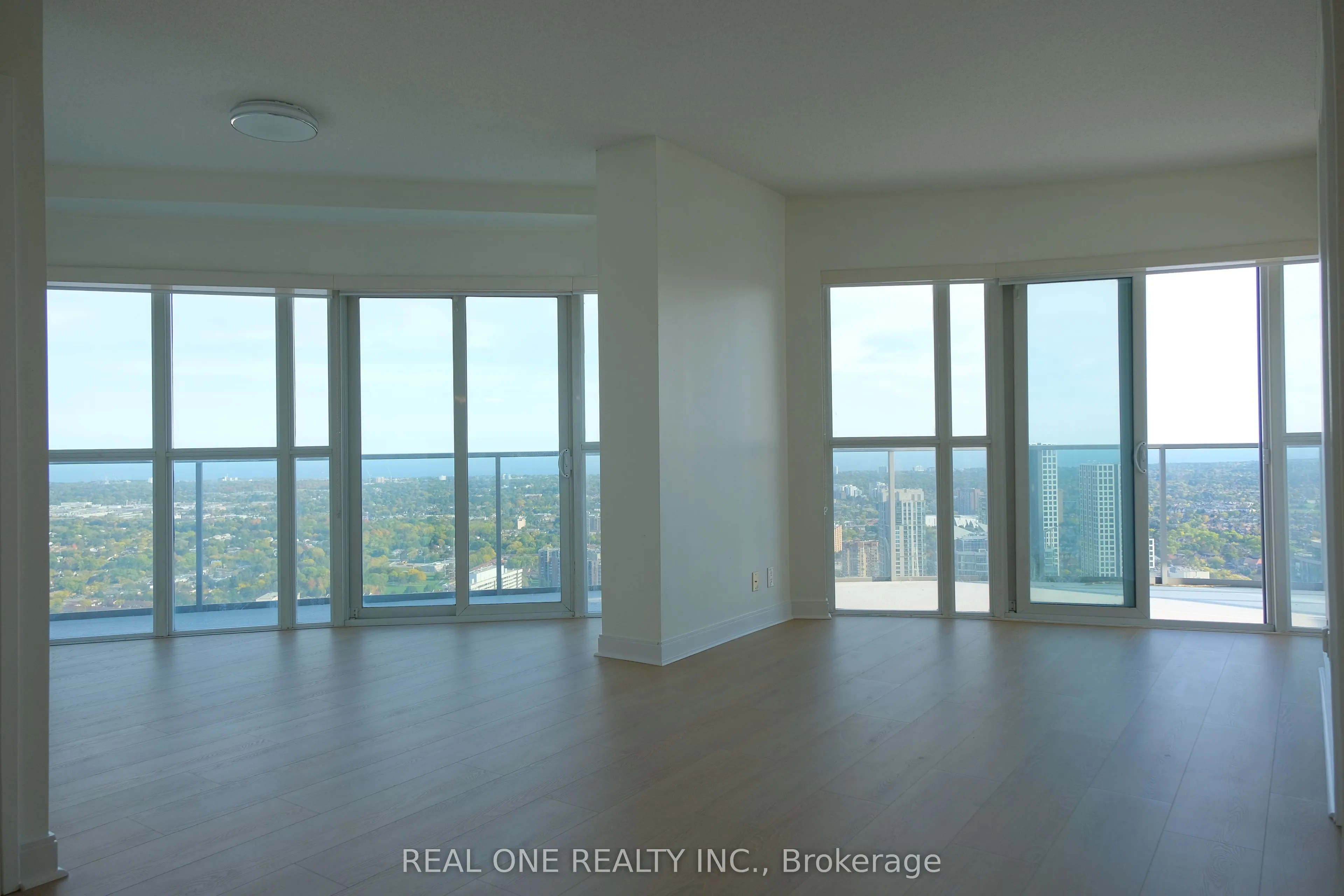 60 Absolute Avenue, #4402