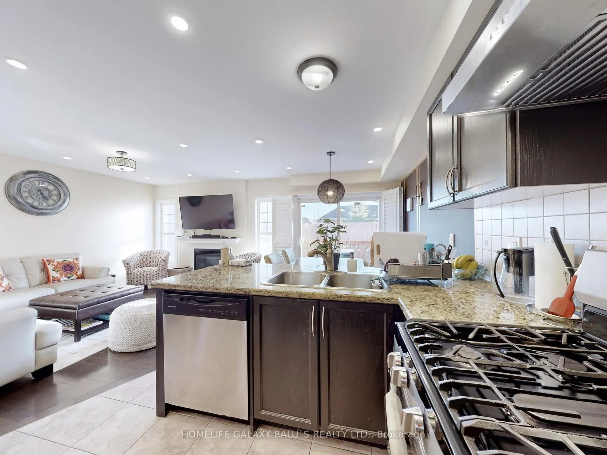 493 Nairn Circle