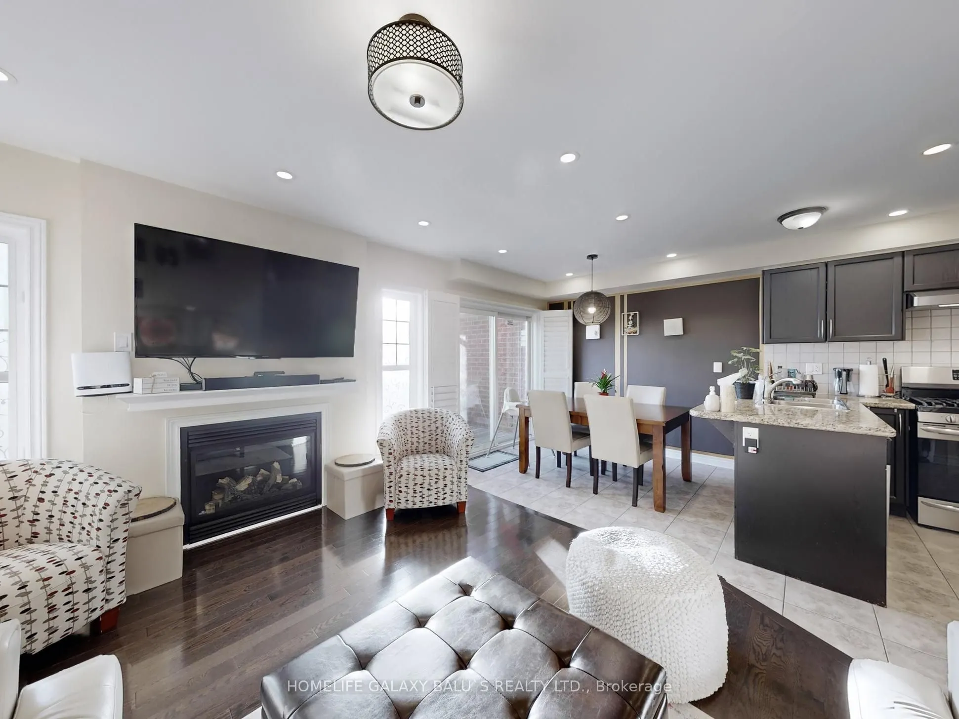 493 Nairn Circle