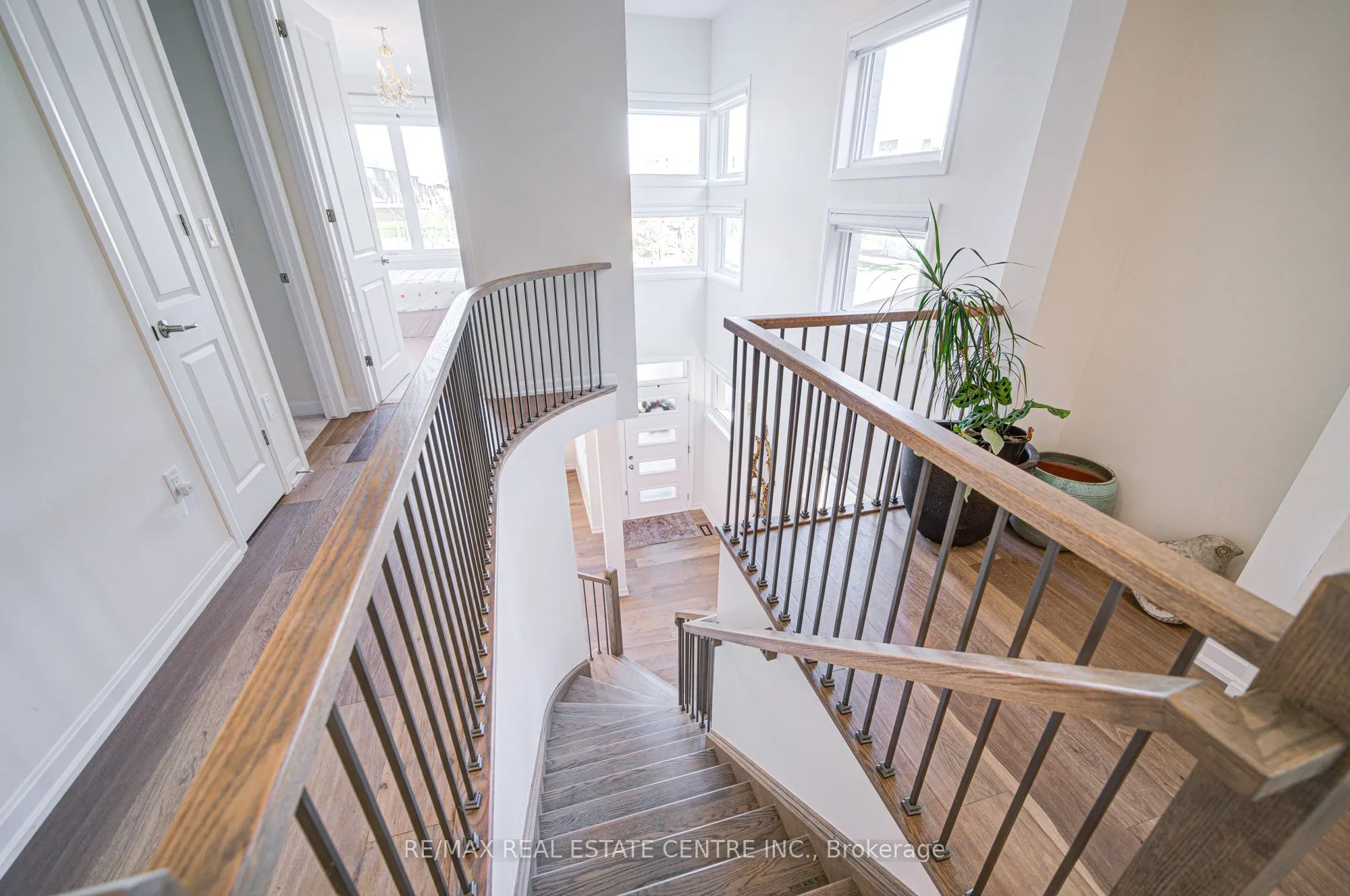 3268 Cloise Way