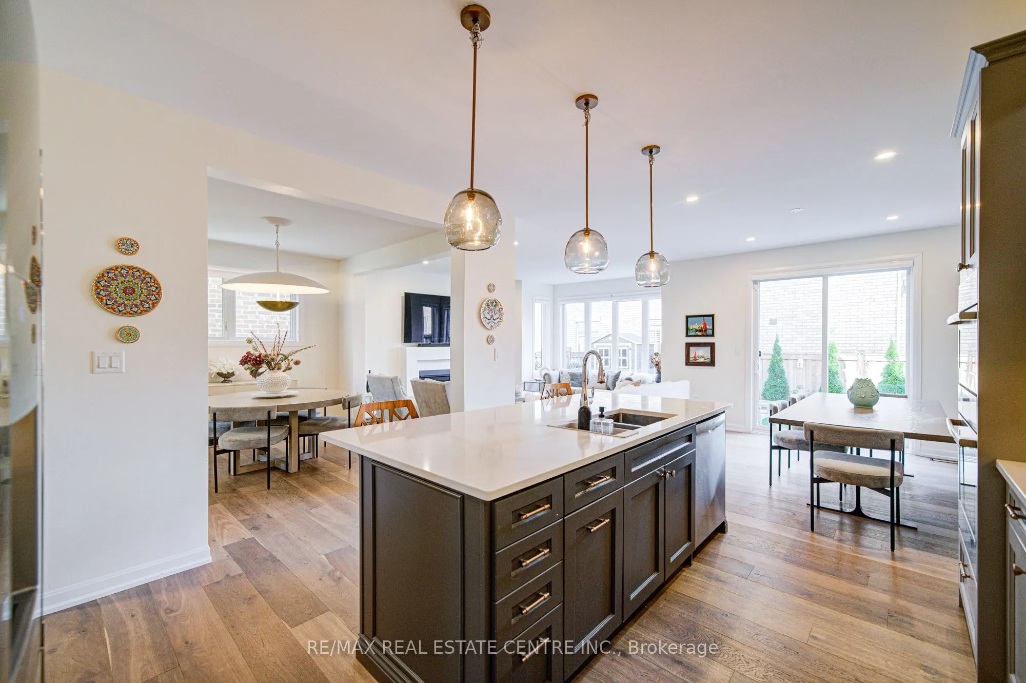 3268 Cloise Way