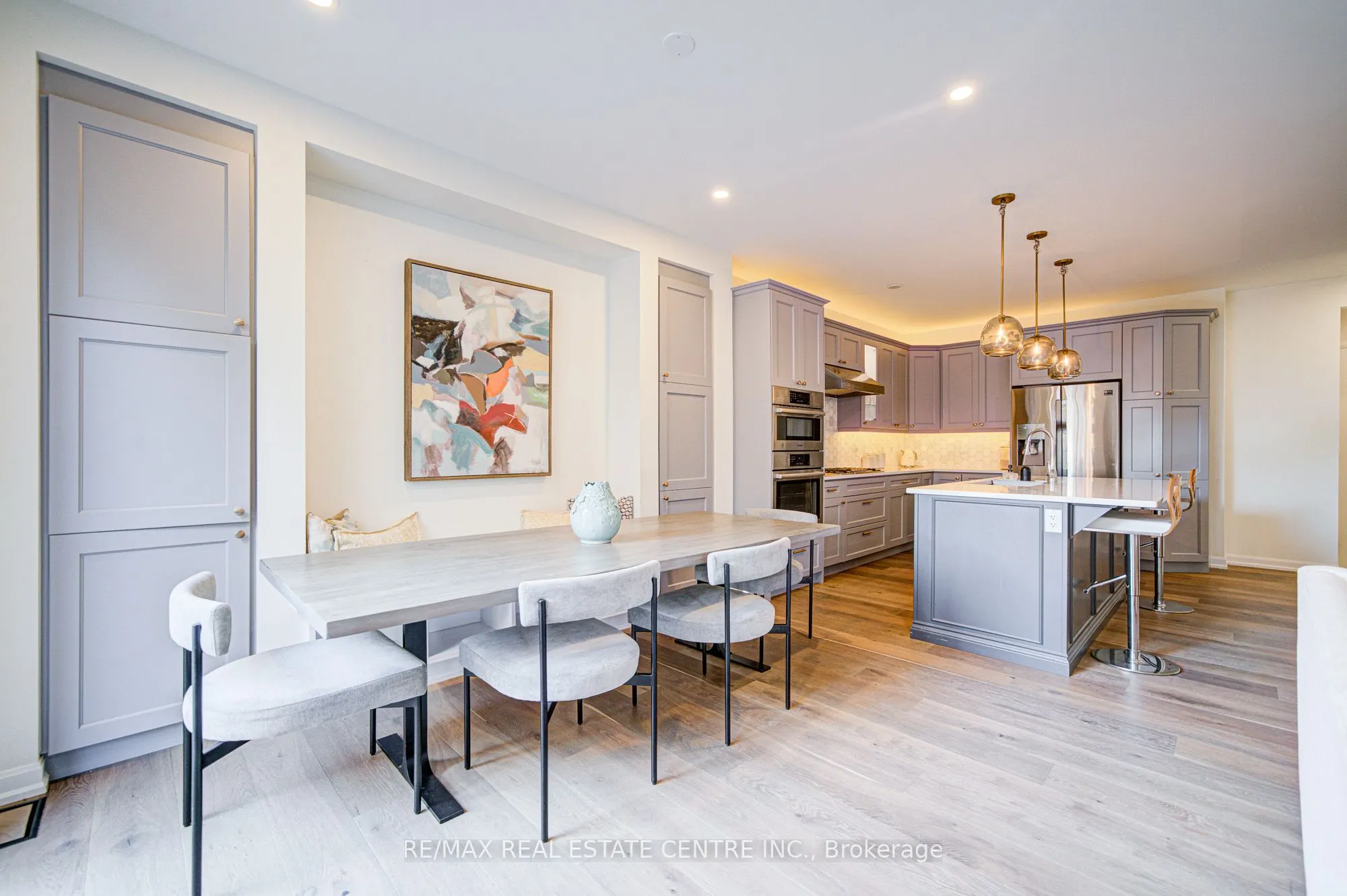 3268 Cloise Way
