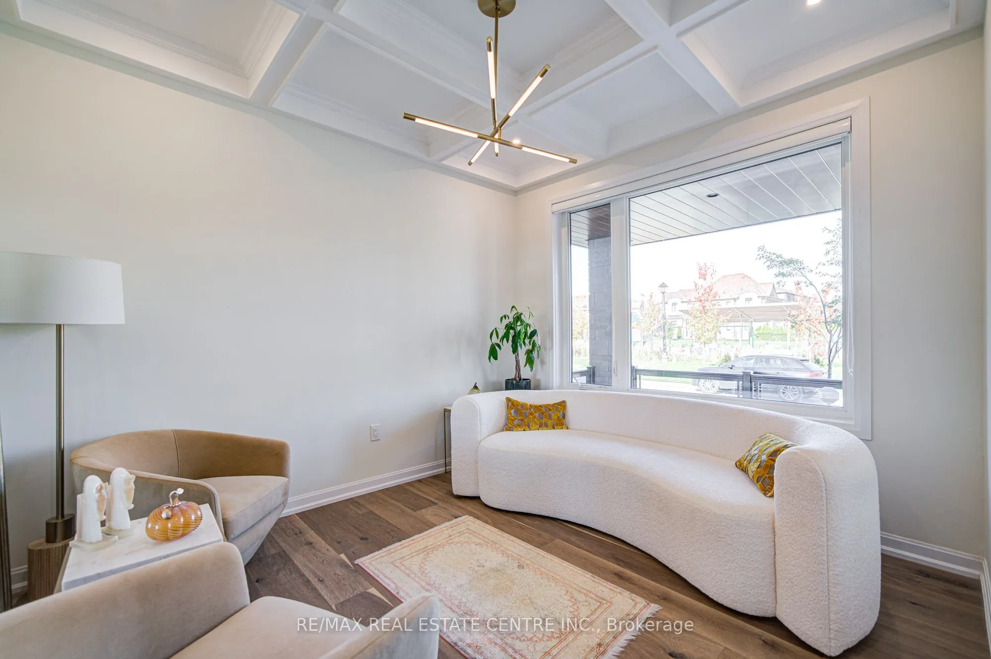 3268 Cloise Way