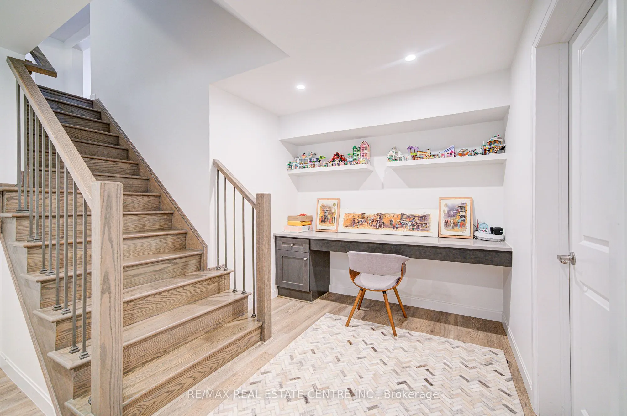 3268 Cloise Way