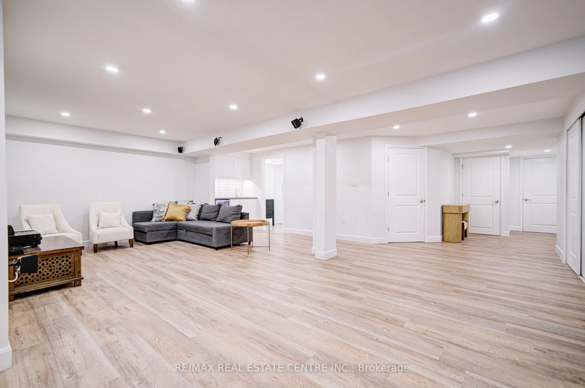 3268 Cloise Way