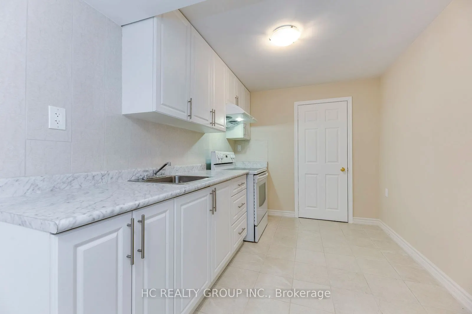 2591 North Ridge Trail