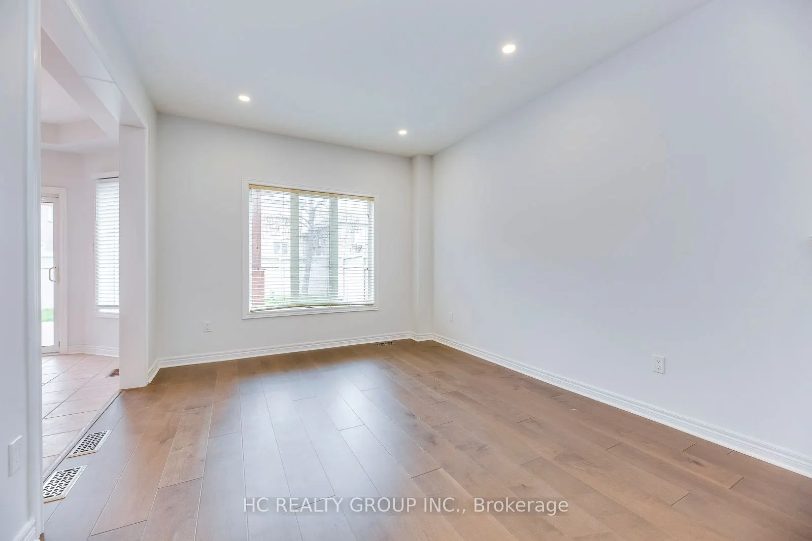 2591 North Ridge Trail