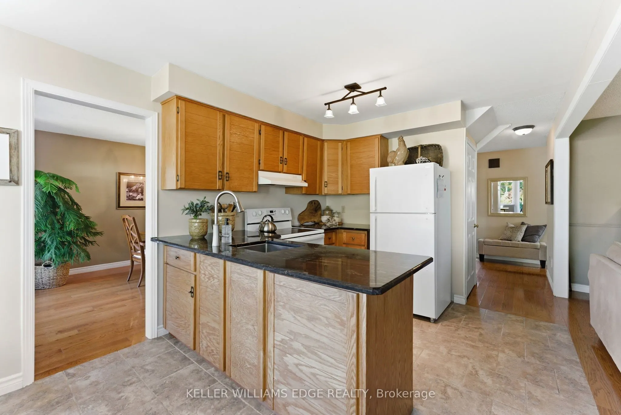 2163 Winding Way