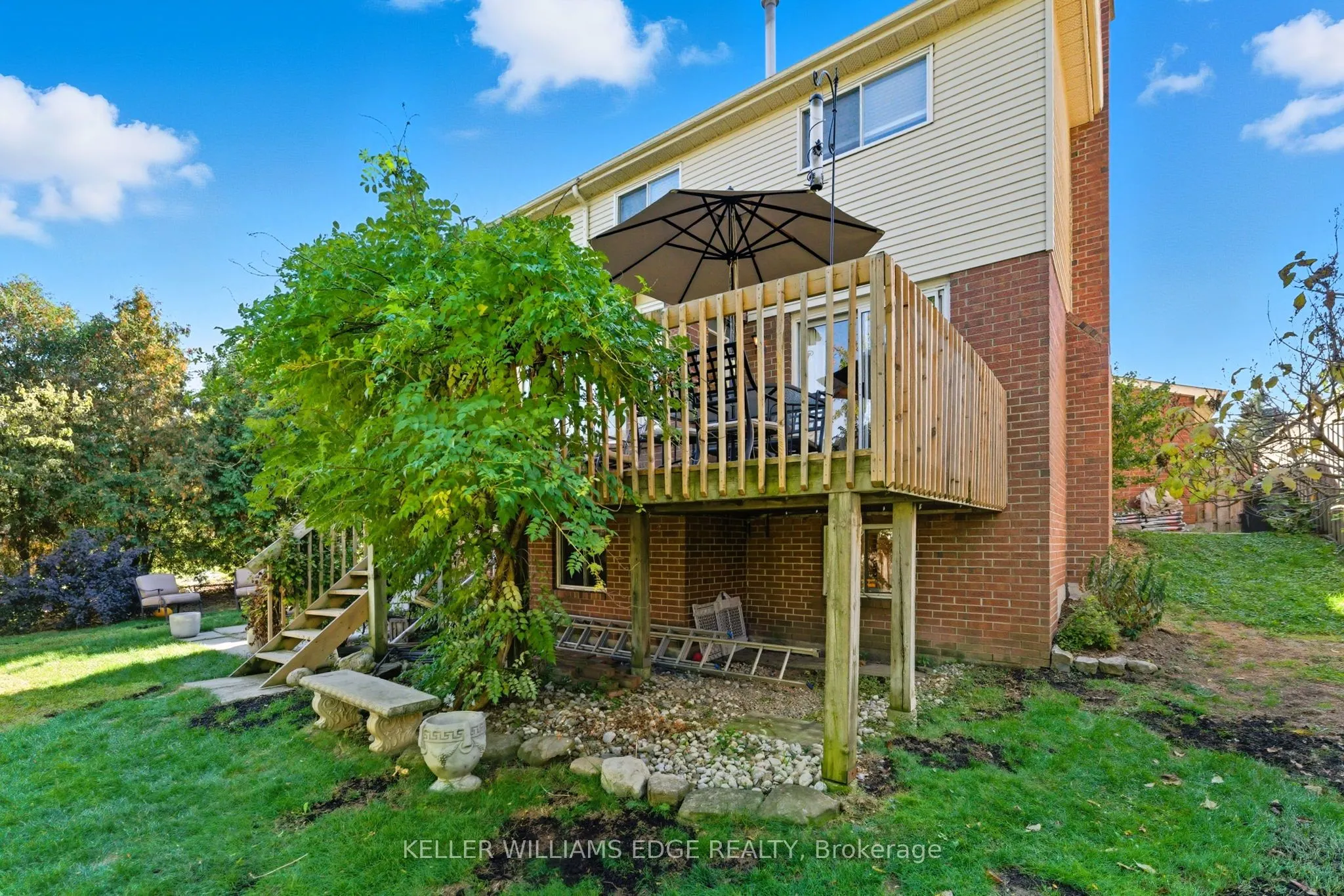 2163 Winding Way