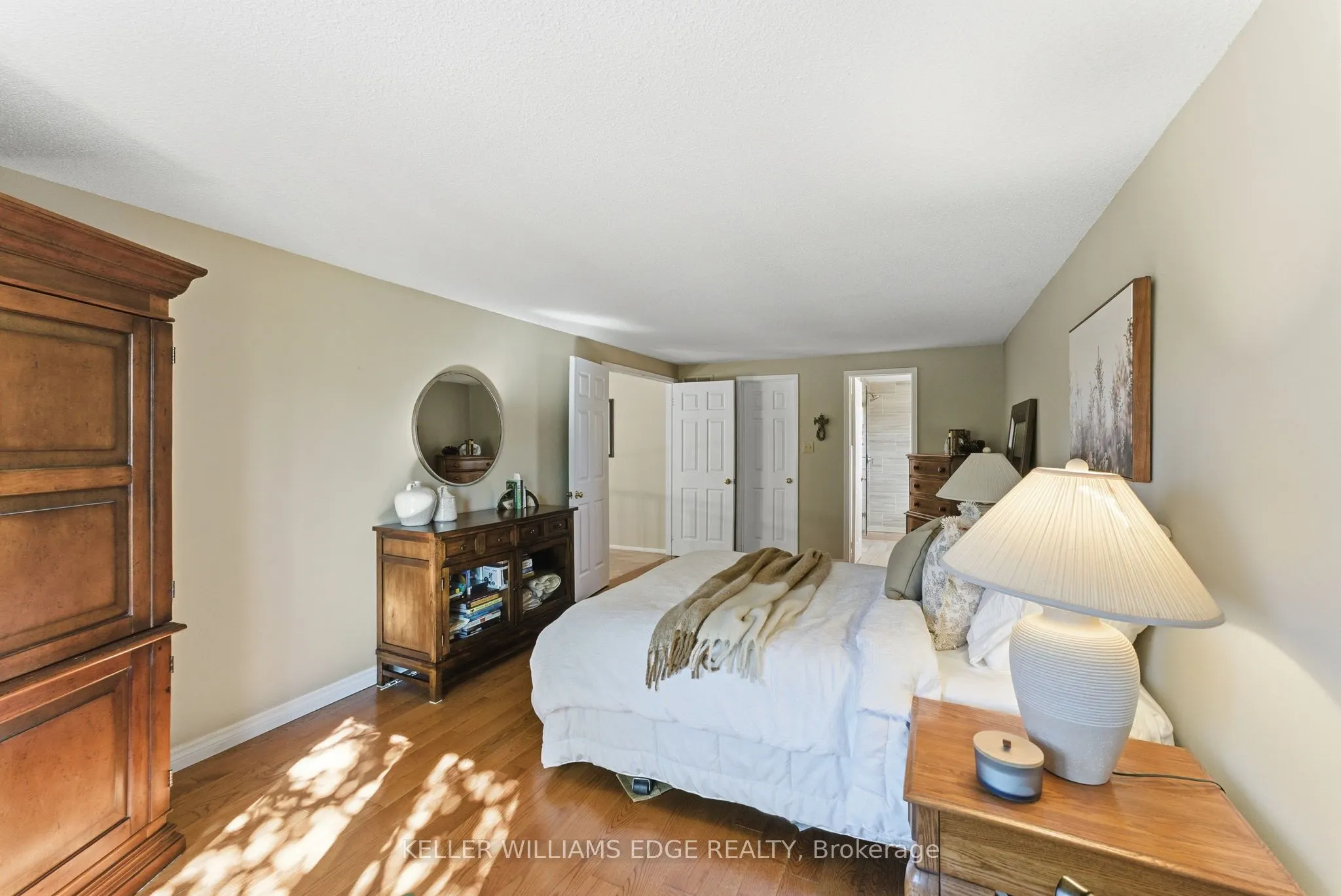 2163 Winding Way