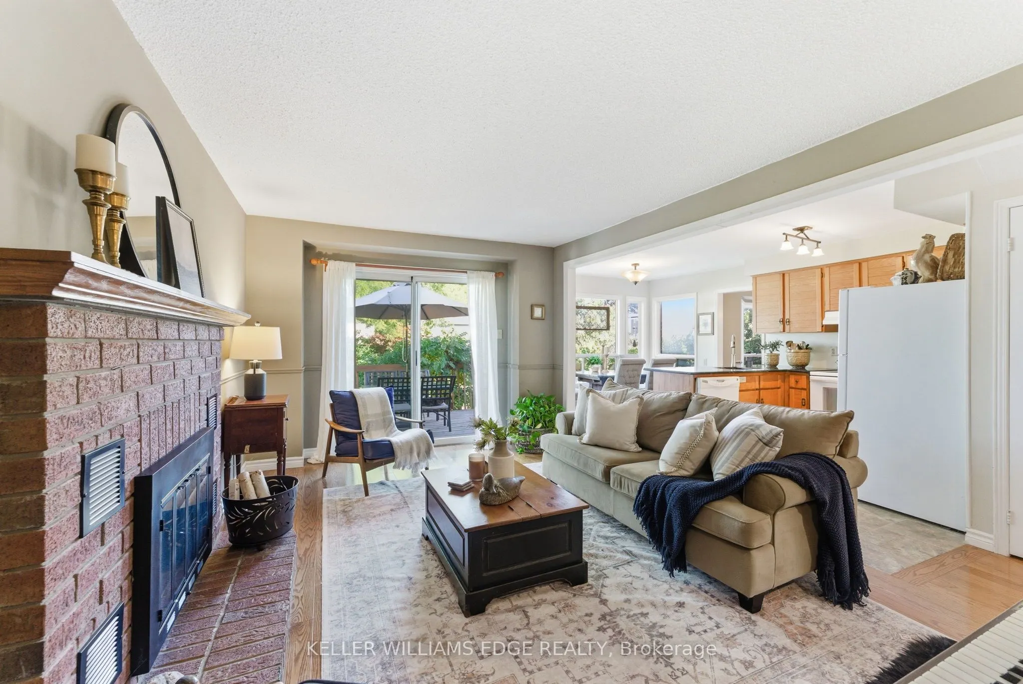 2163 Winding Way