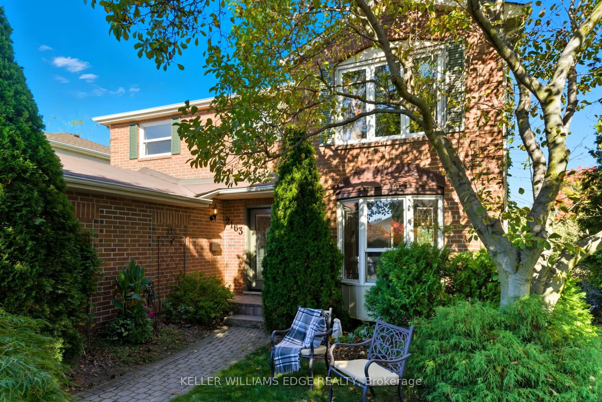 2163 Winding Way