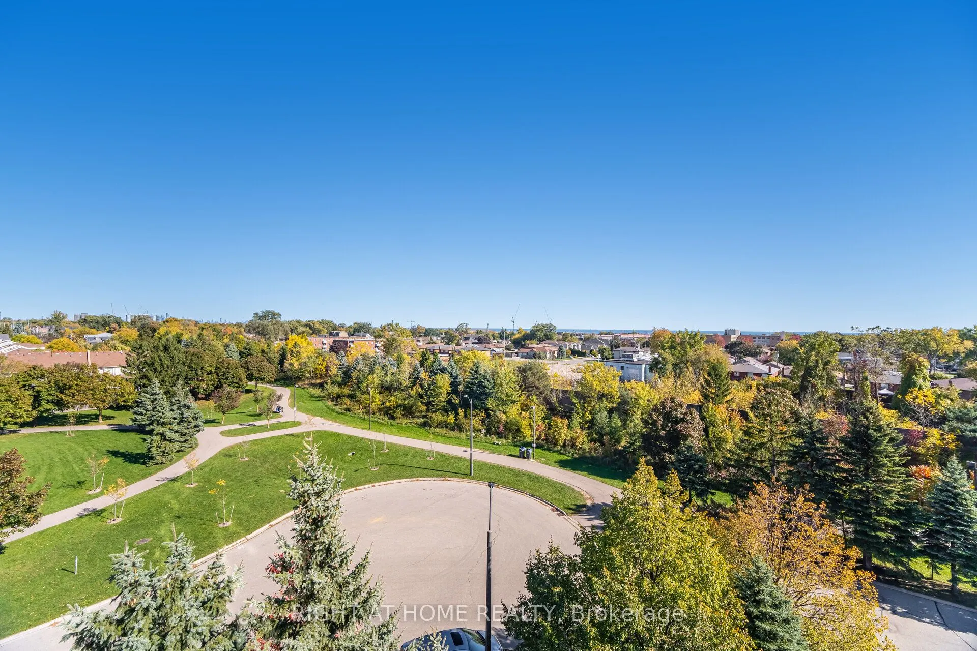 1140 Parkwest Place, #605