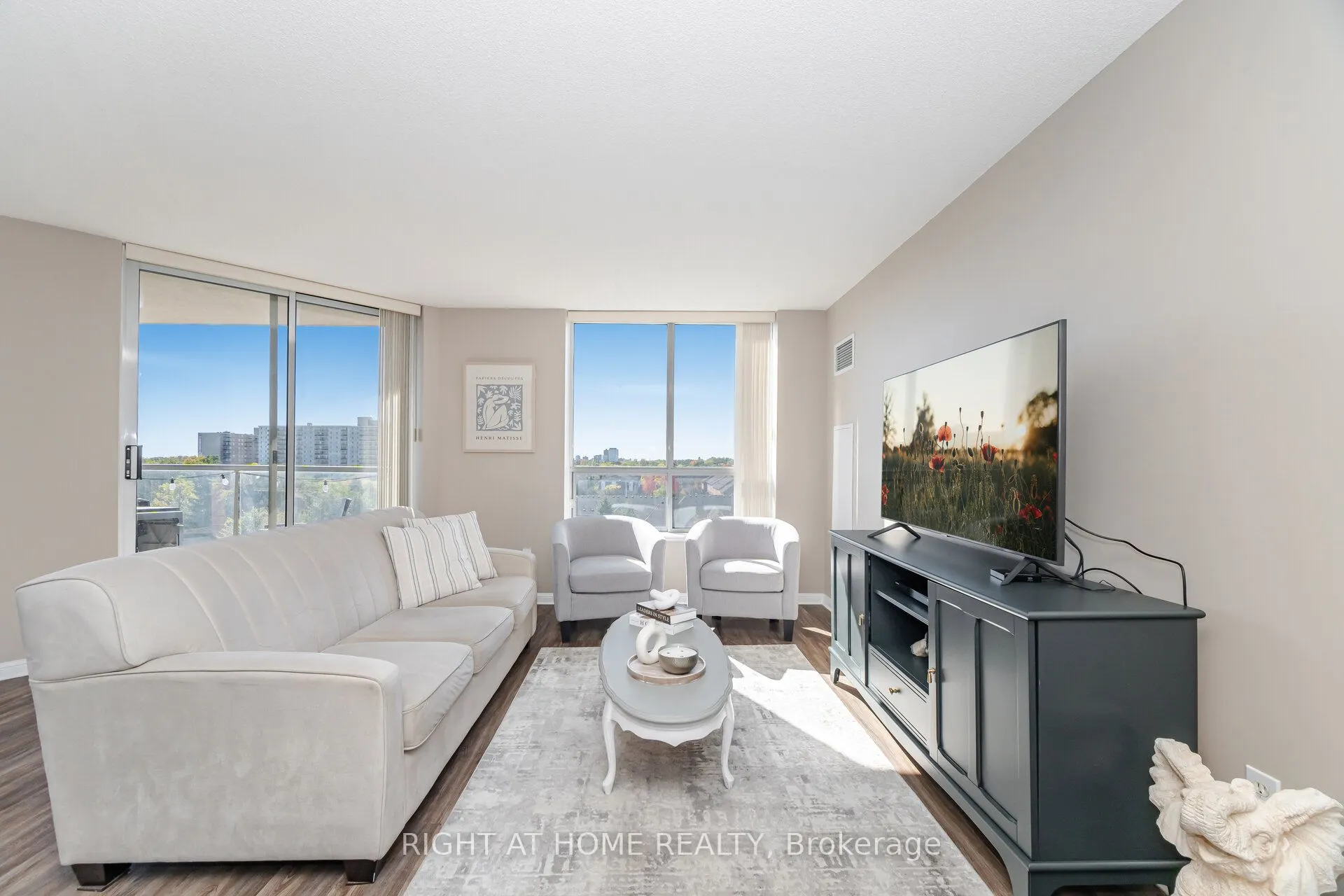 1140 Parkwest Place, #605