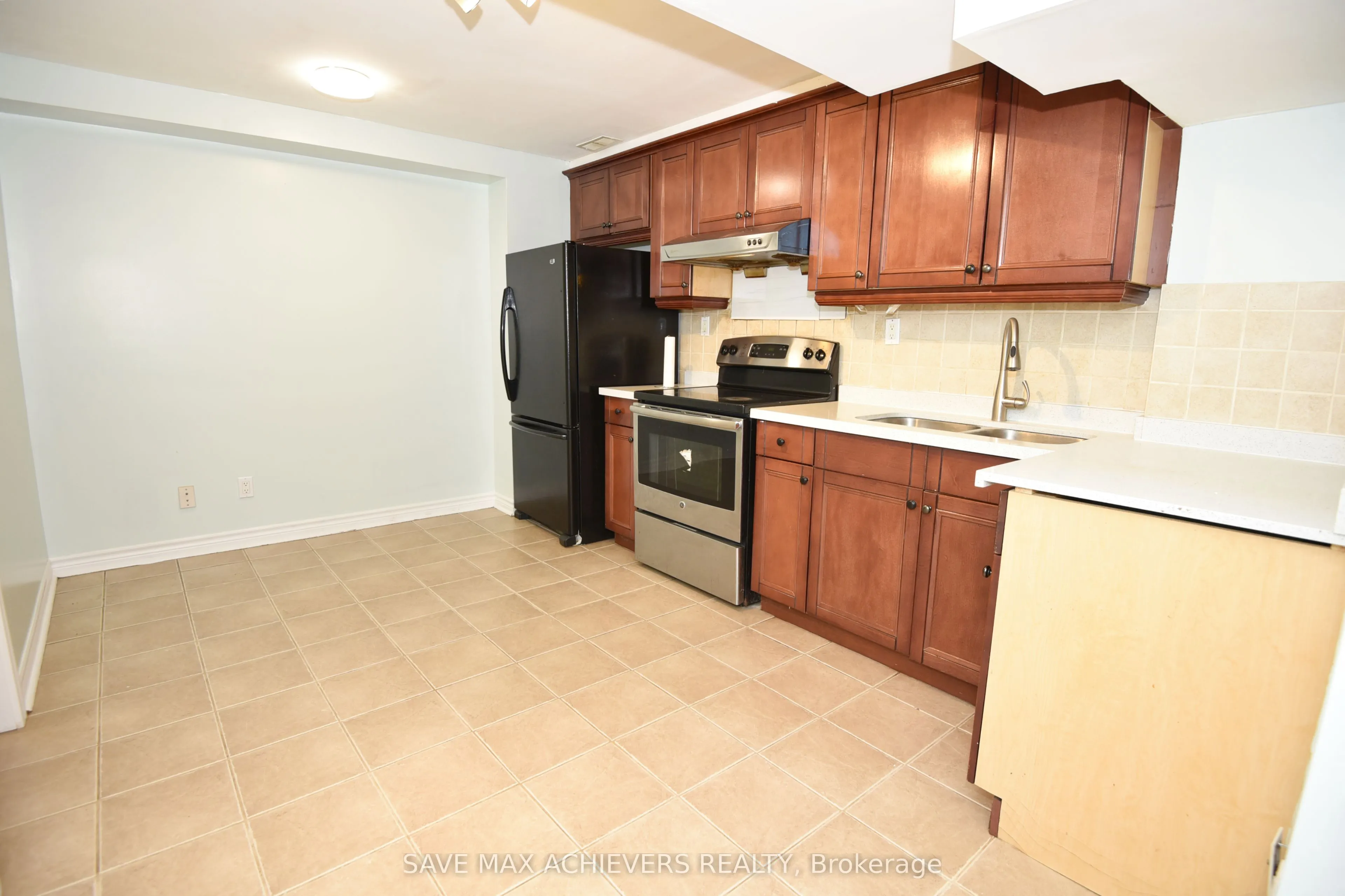 521 Navigator Drive
