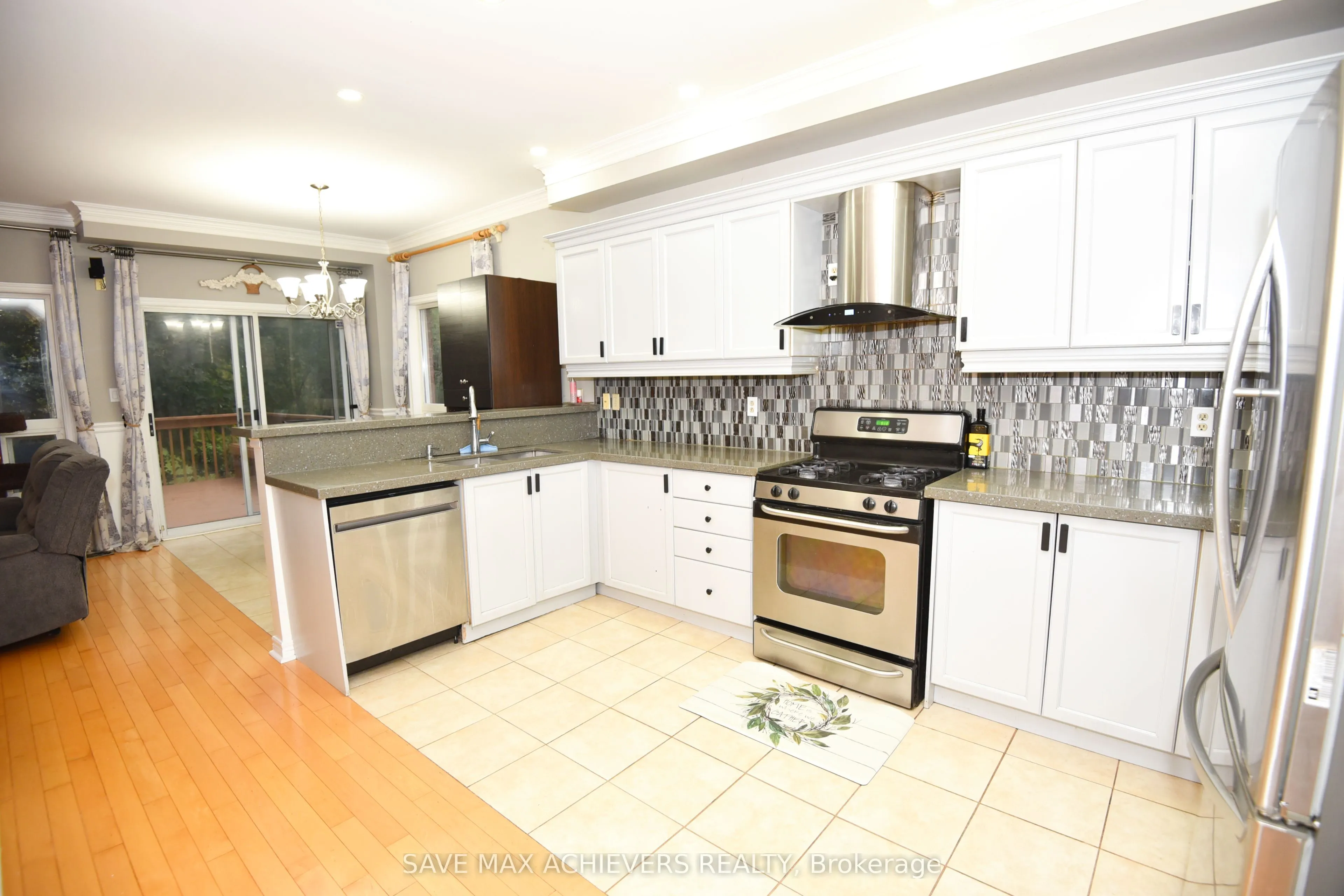 521 Navigator Drive