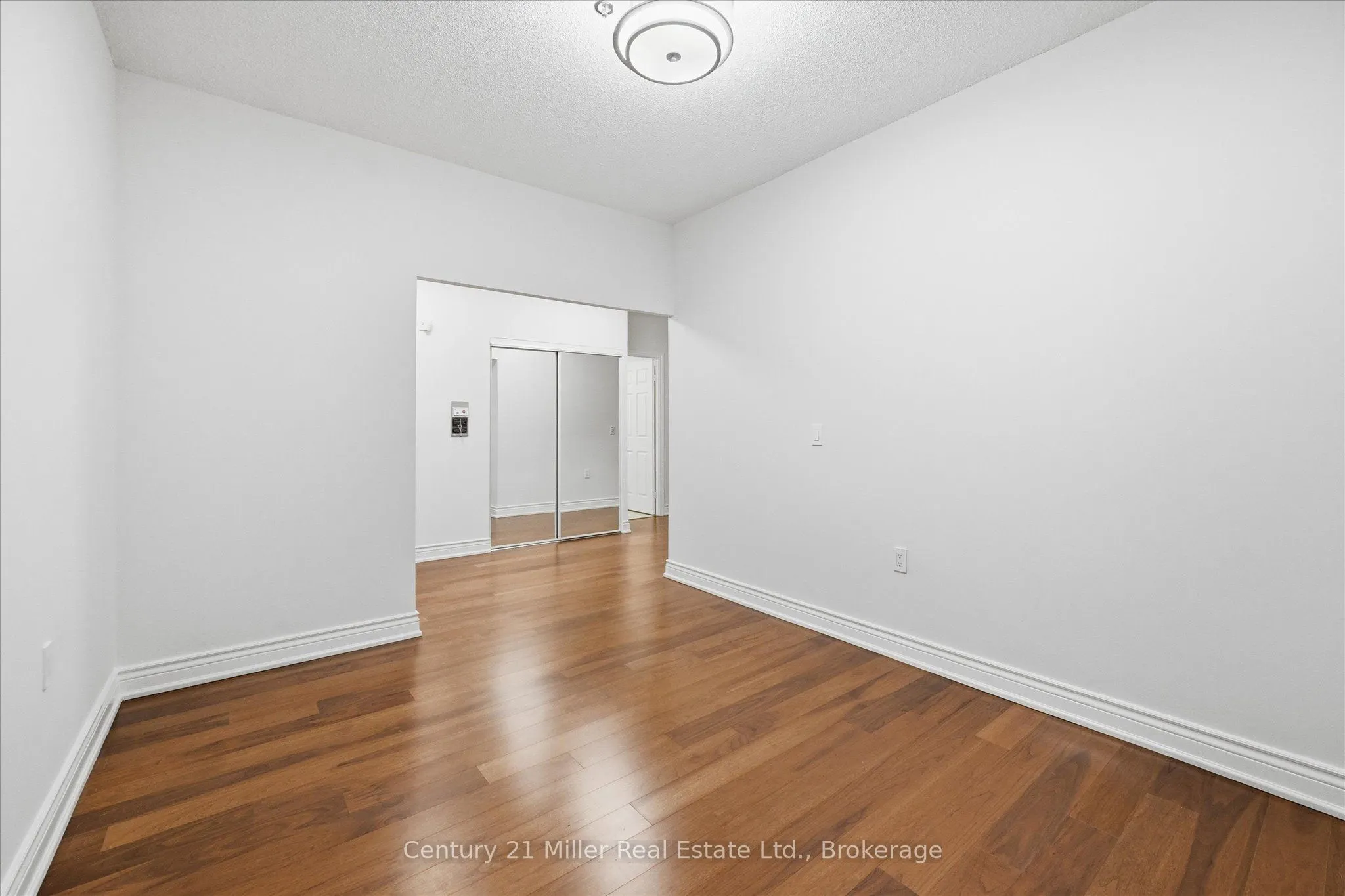 100 Burloak Drive, #2110
