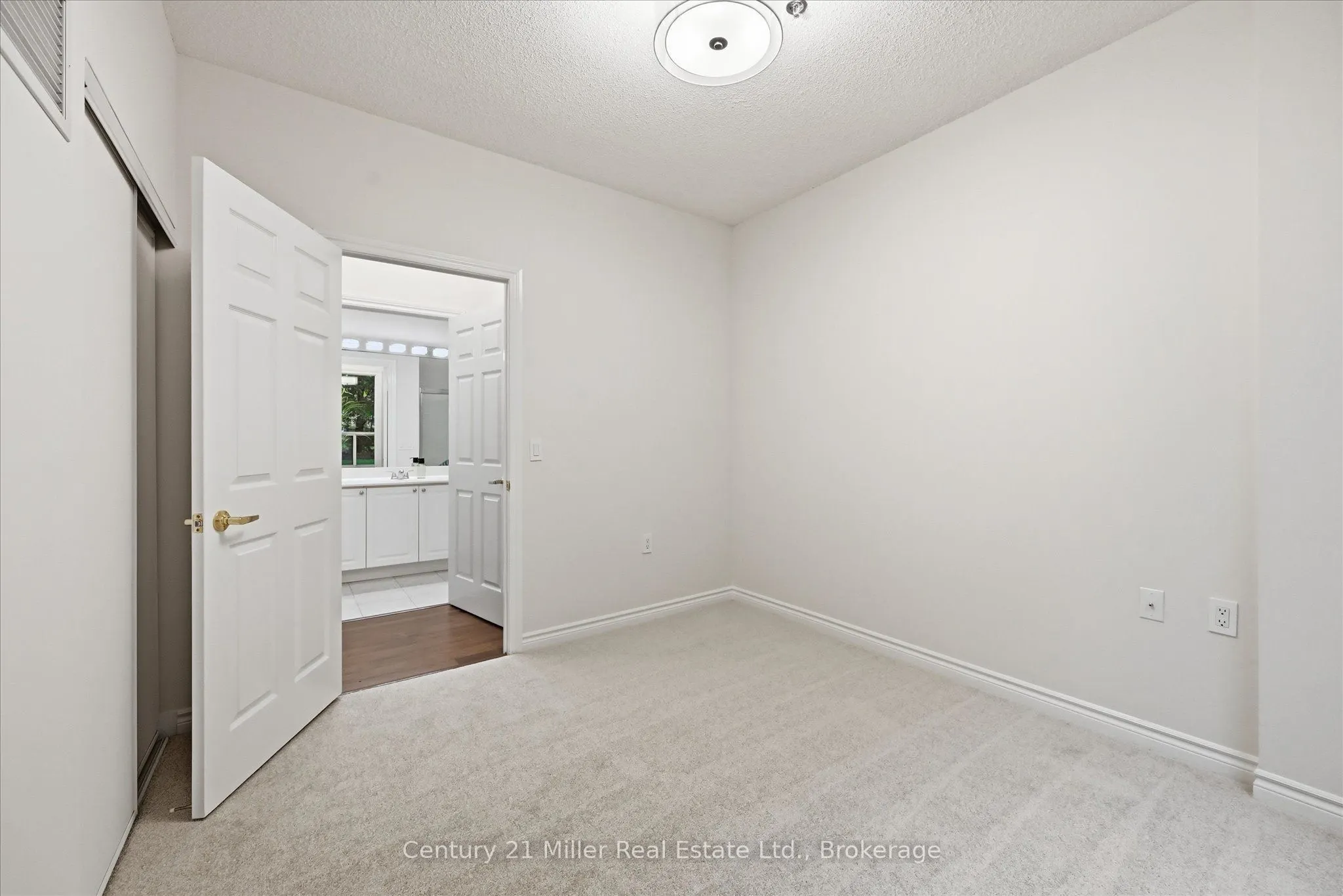100 Burloak Drive, #2110