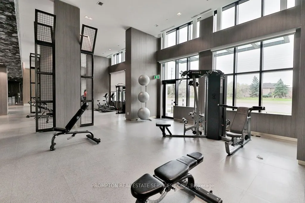 405 Dundas Street W, #715
