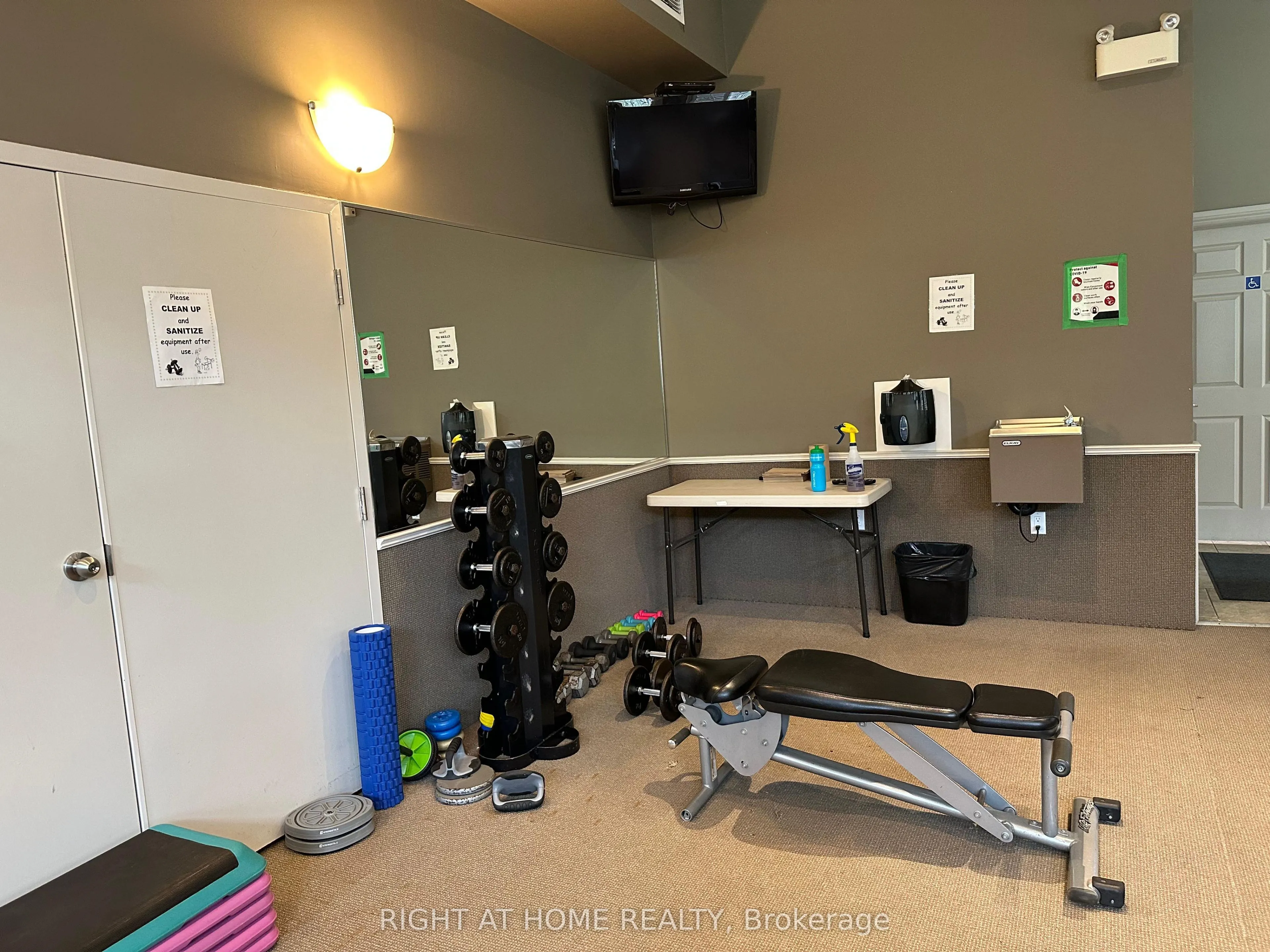 1370 Main Street E, #311