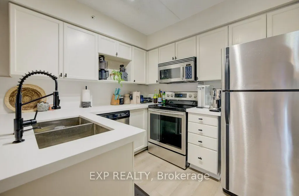 2035 Appleby Line, #208