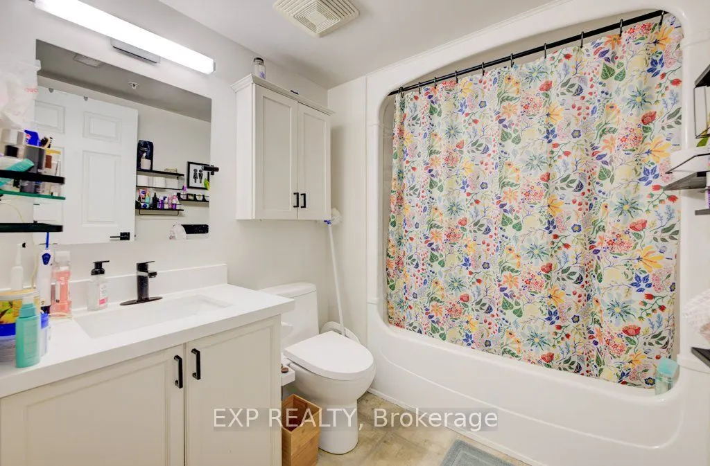 2035 Appleby Line, #208