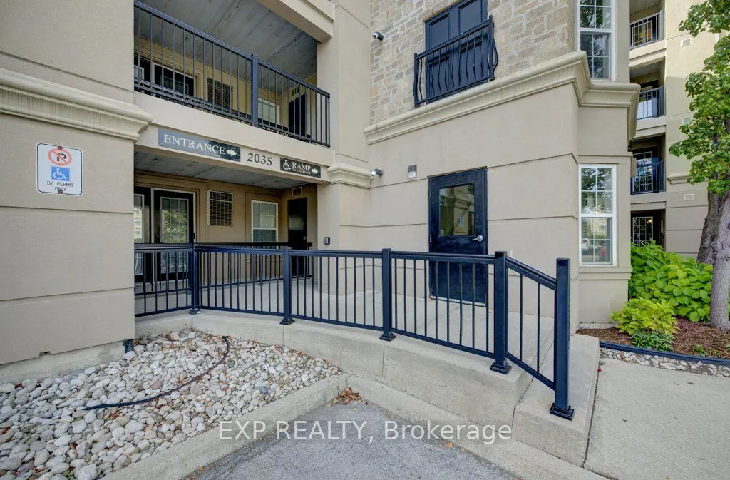 2035 Appleby Line, #208