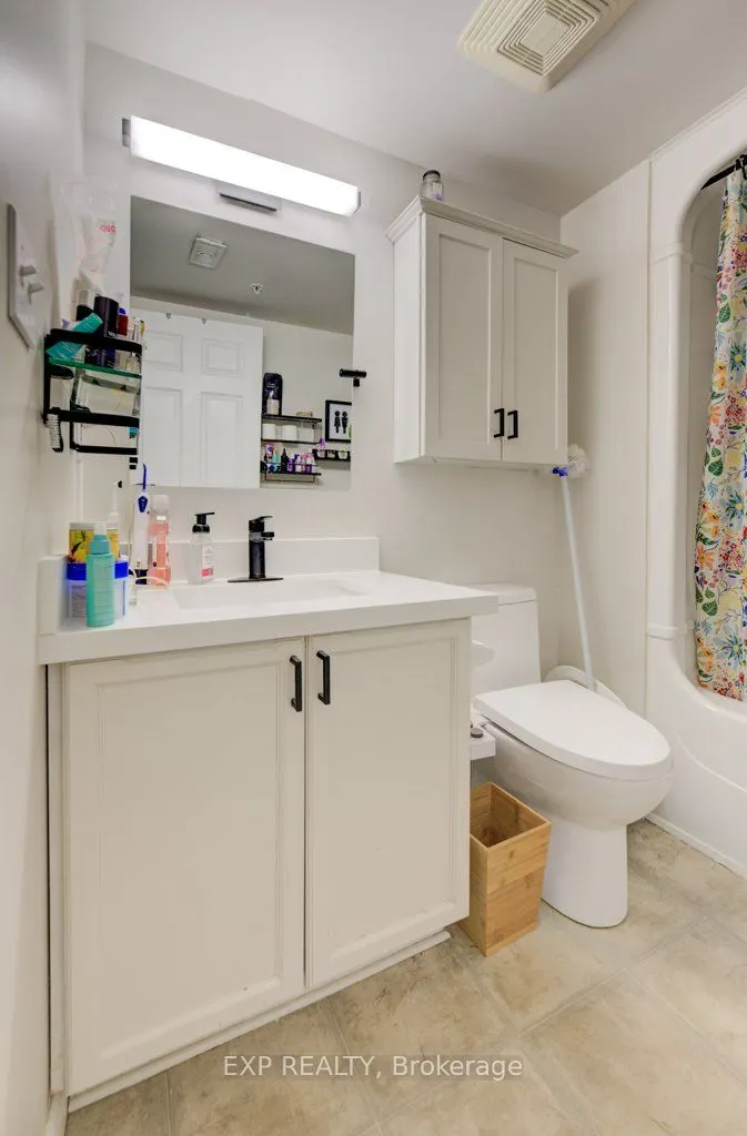 2035 Appleby Line, #208