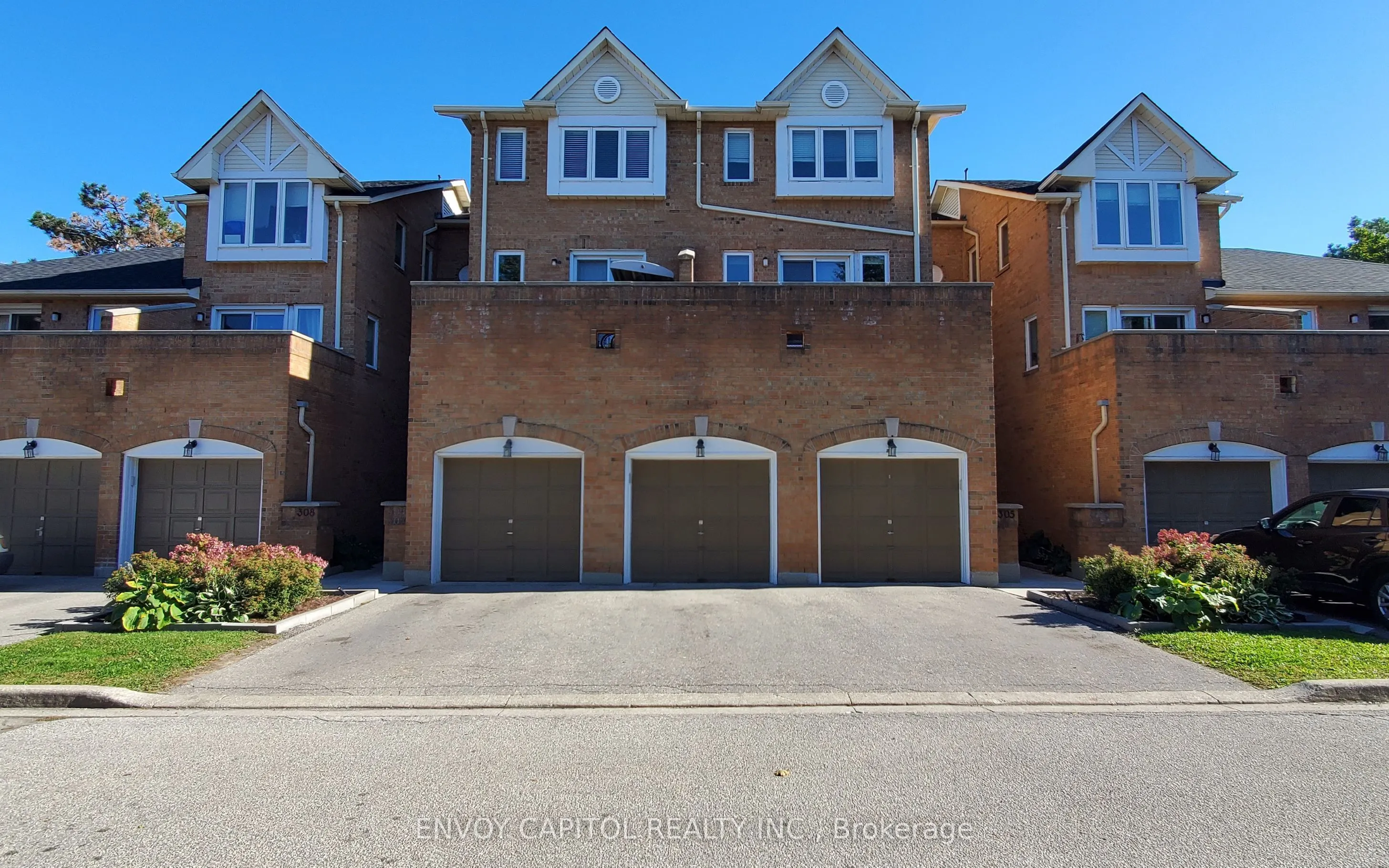 60 Barondale Drive, #306