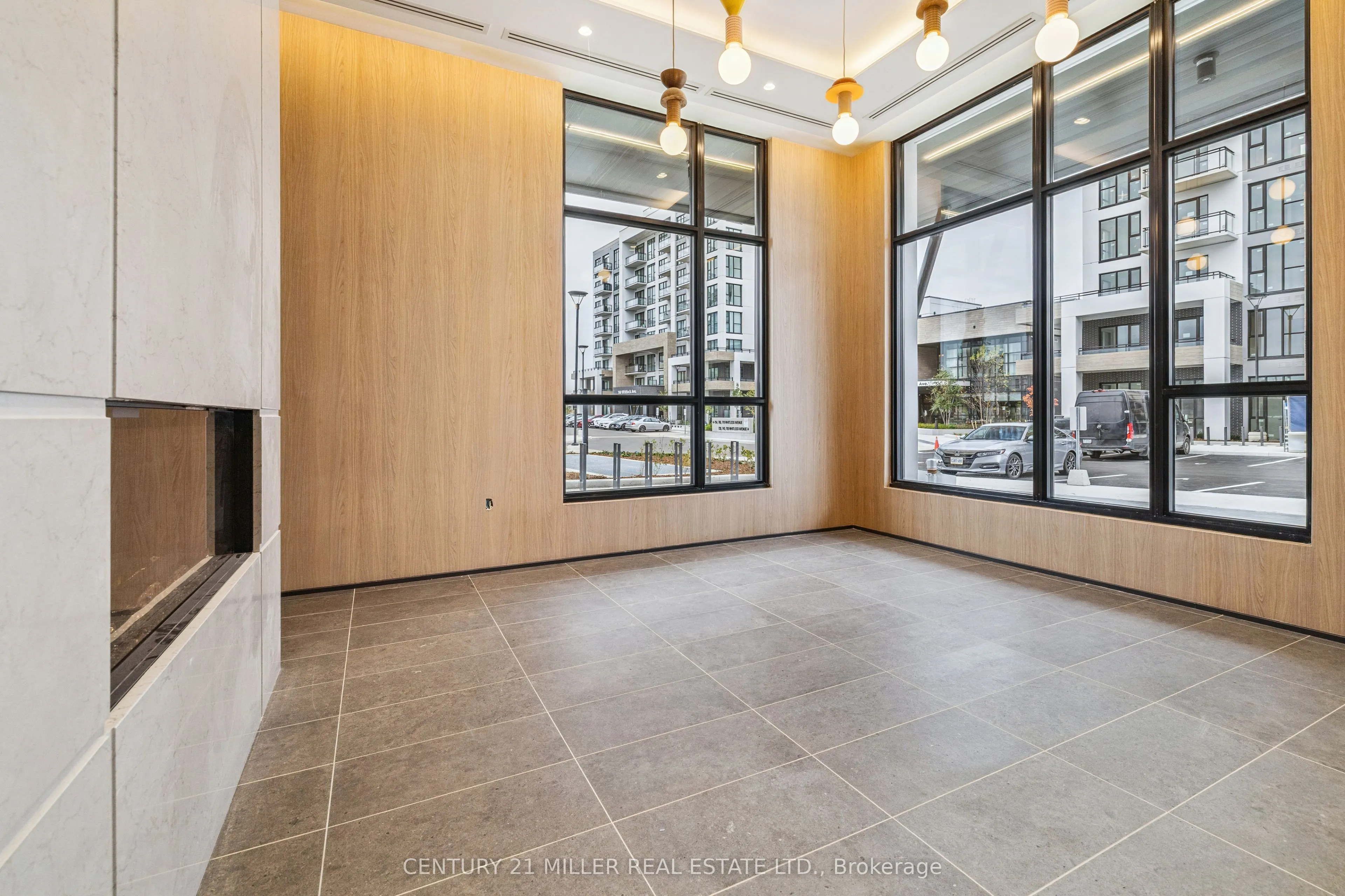 720 Whitlock Avenue, #206