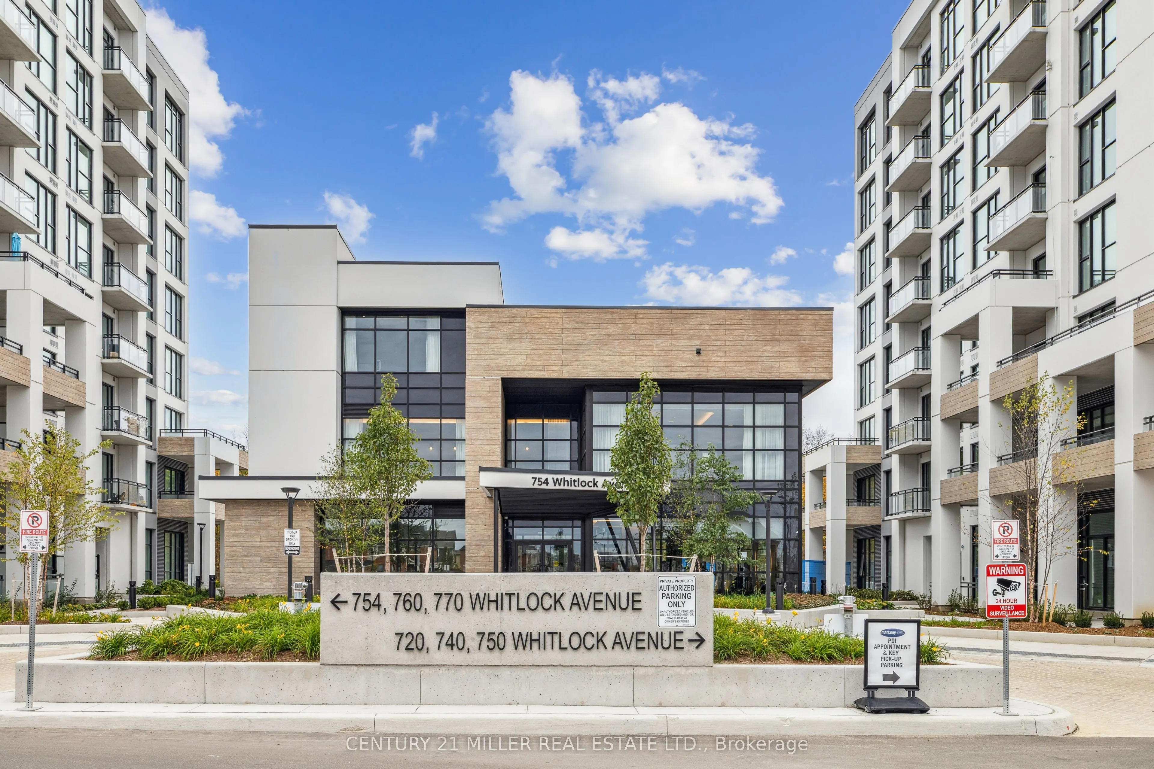 720 Whitlock Avenue, #206
