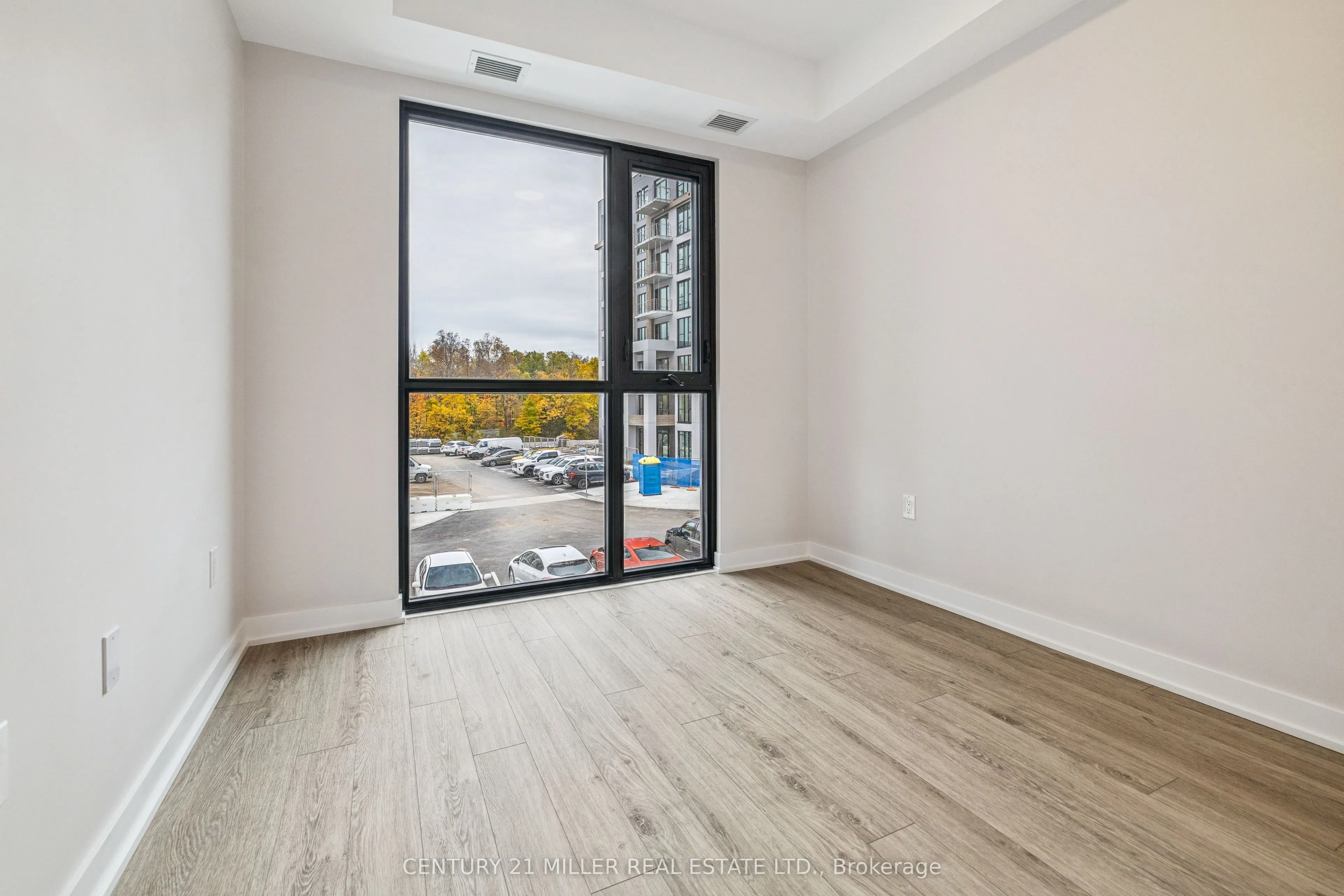 720 Whitlock Avenue, #206