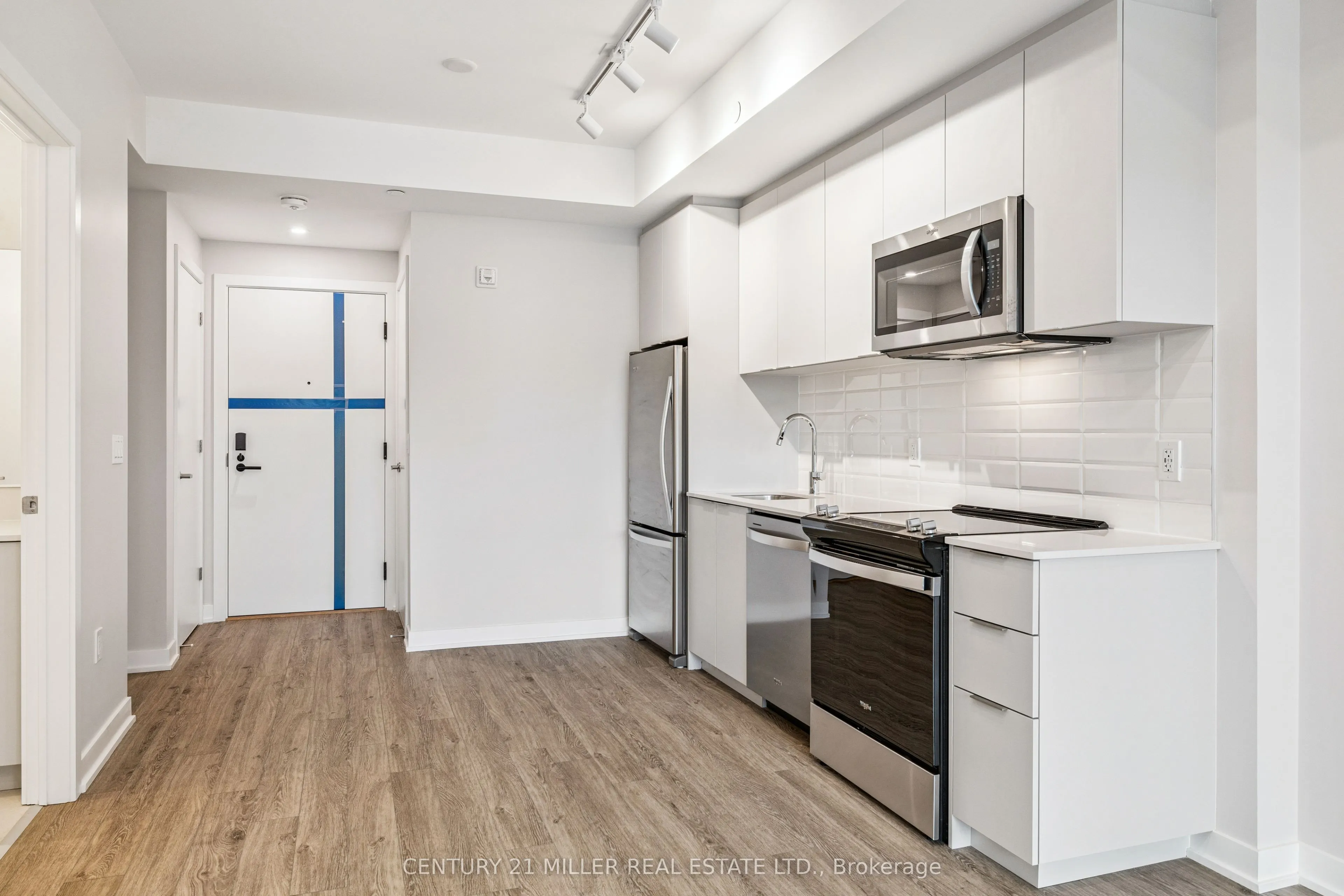 720 Whitlock Avenue, #206