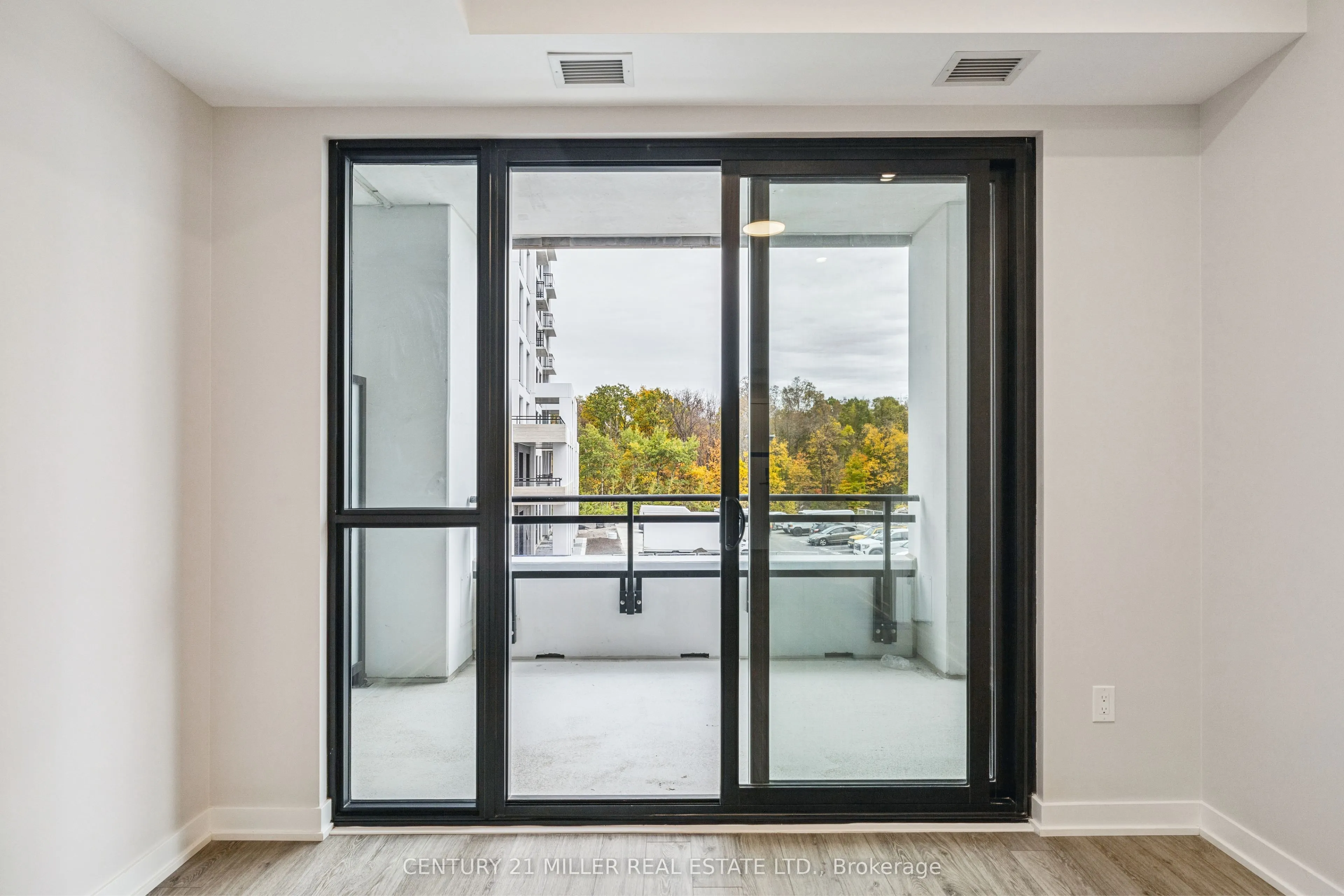 720 Whitlock Avenue, #206